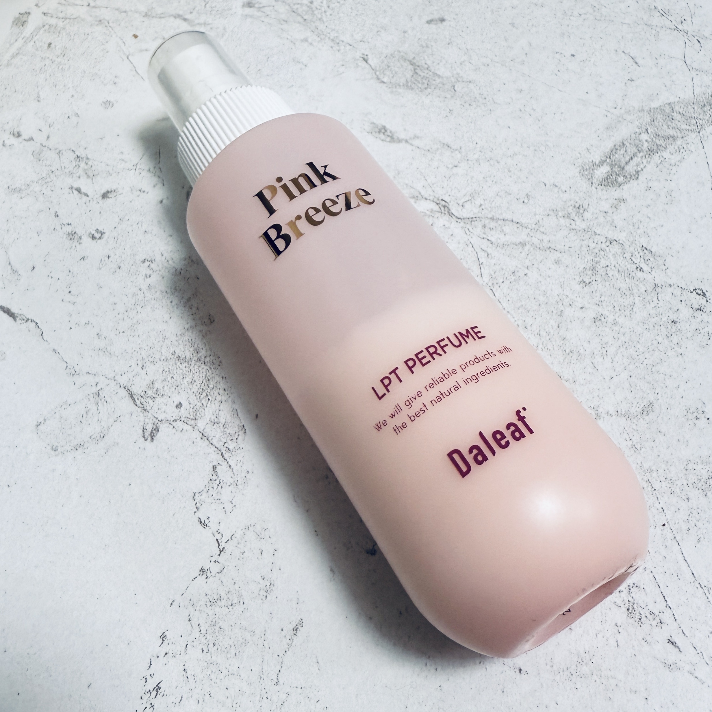 パフュームヘアパックインミスト Pink Breeze/Daleaf/アウトバストリートメントを使ったクチコミ（1枚目）