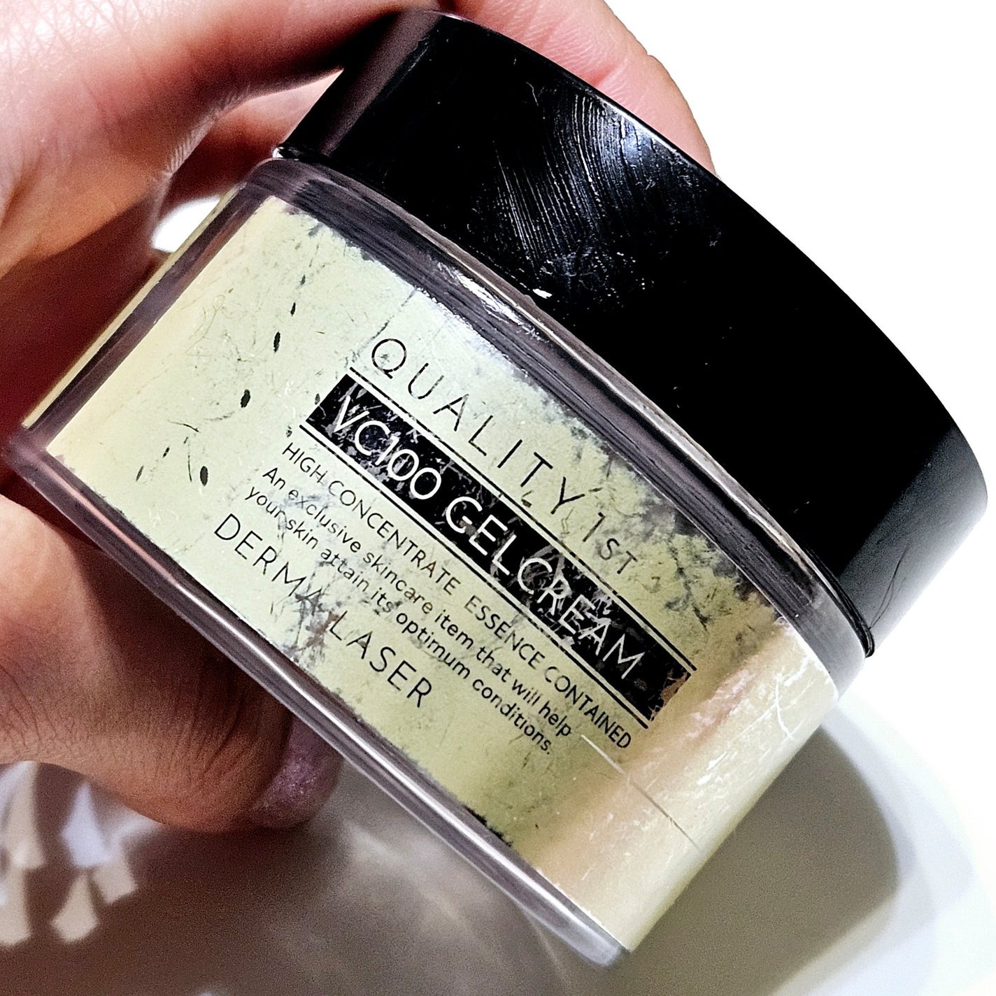 ダーマレーザー スーパーVC100ジェルクリーム/クオリティファースト/フェイスクリームを使ったクチコミ(1枚目)