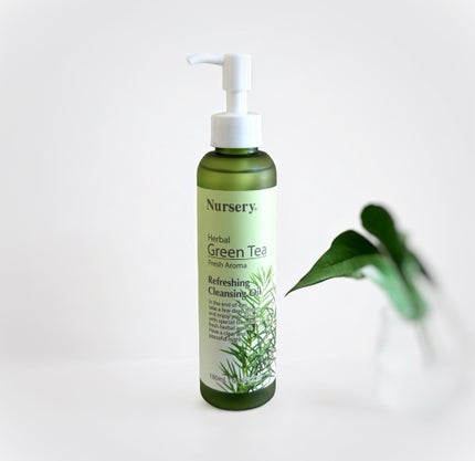 リフレッシングクレンジングオイル ハーバルグリーンティー/Nursery(ナーセリー)/オイルクレンジングを使ったクチコミ(1枚目)