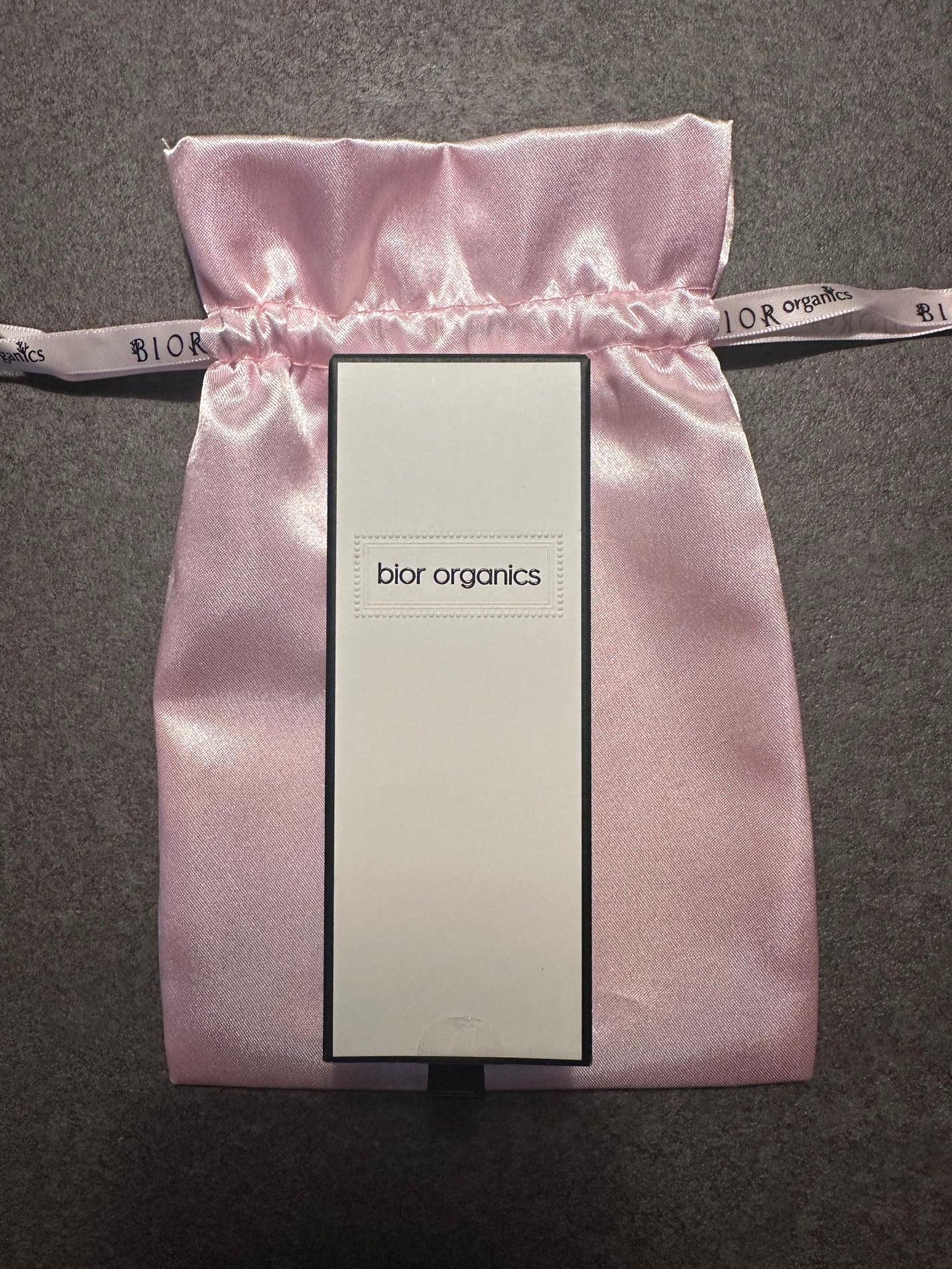 オーガニックアクア フラワーミネラル カラーセラム/bior oraganics/リキッドコンシーラーを使ったクチコミ(1枚目)