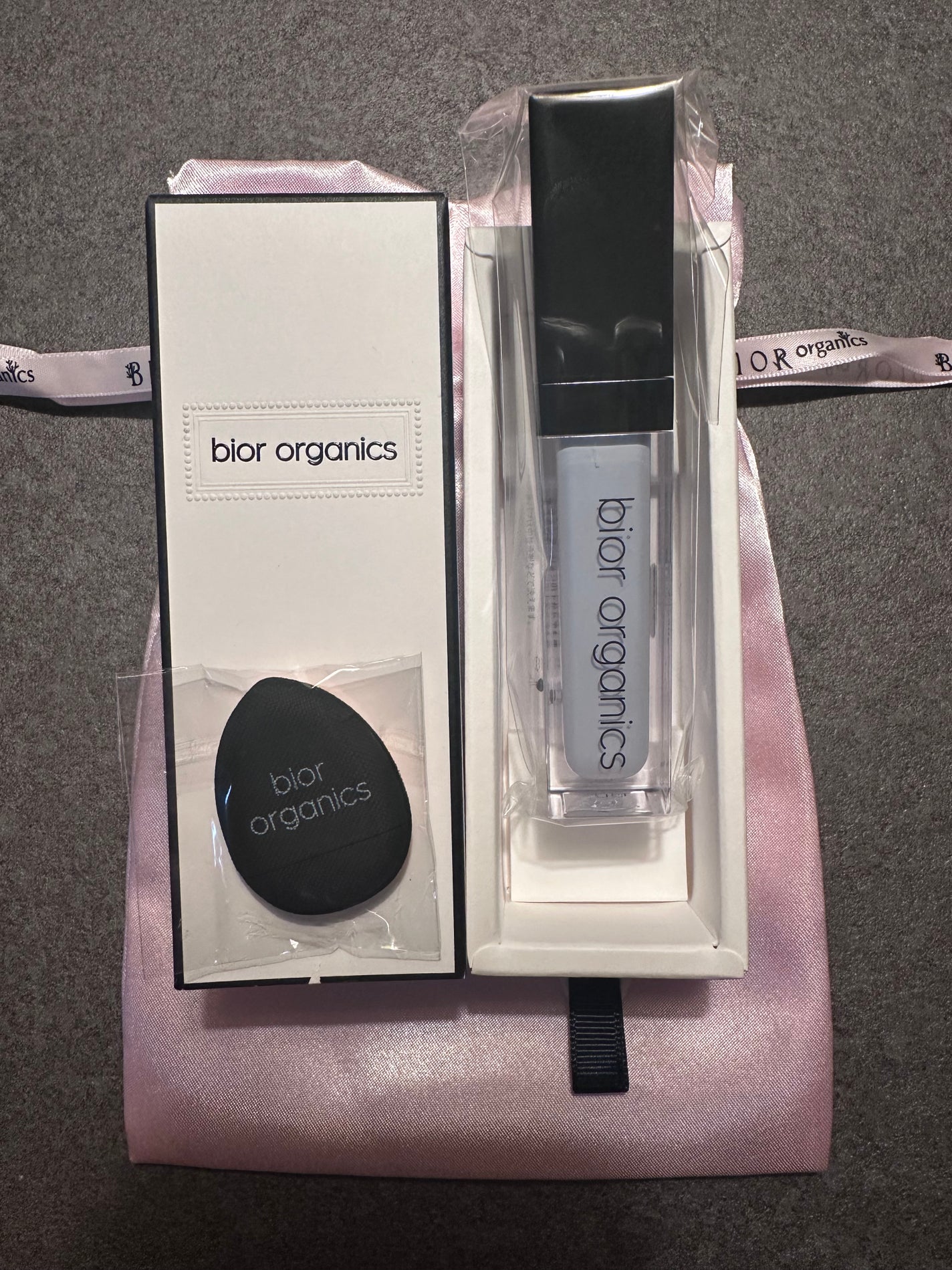 オーガニックアクア フラワーミネラル カラーセラム/bior oraganics/リキッドコンシーラーを使ったクチコミ(2枚目)