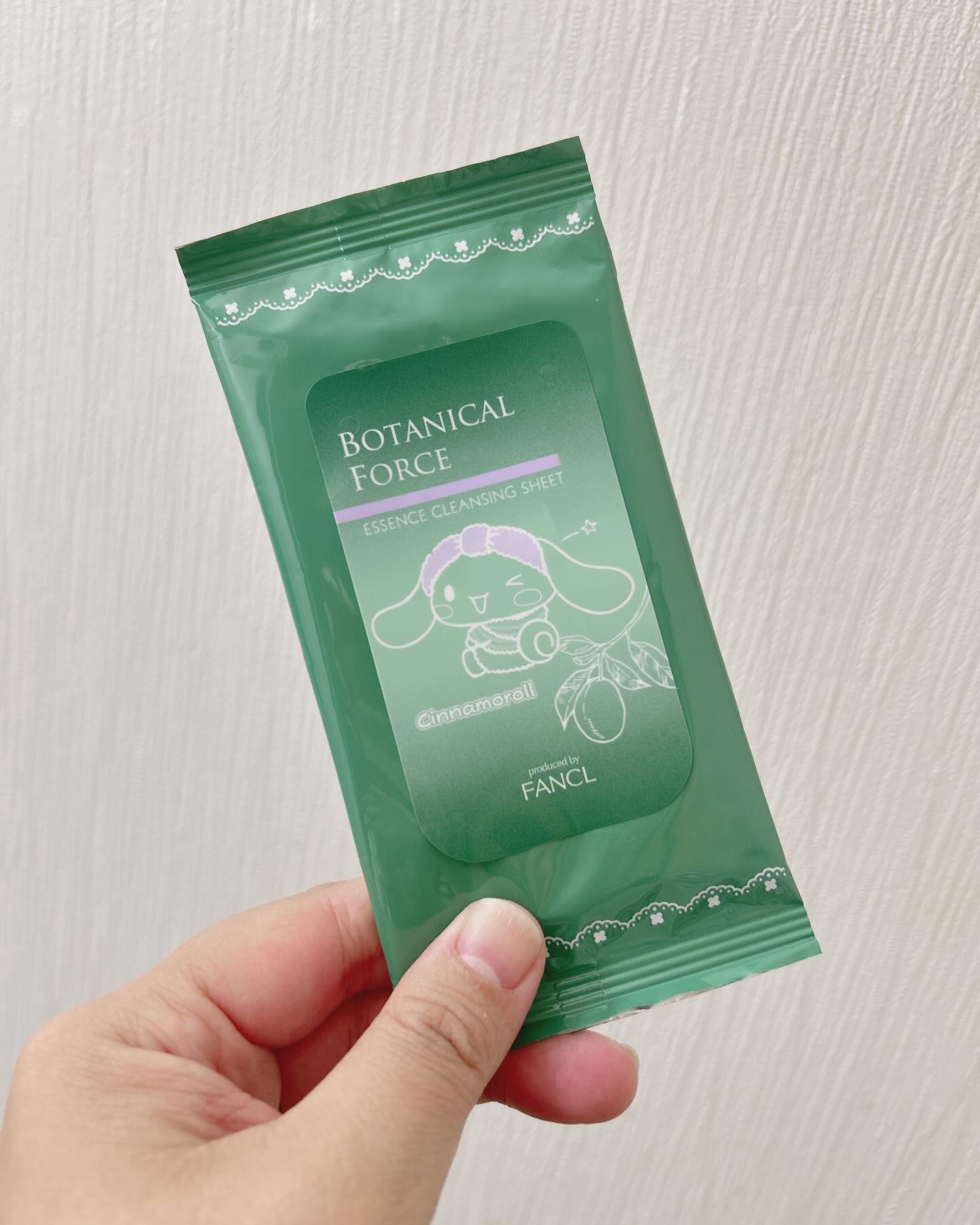 うるつるシートクレンジング/ボタニカルフォース/クレンジングシートを使ったクチコミ（2枚目）