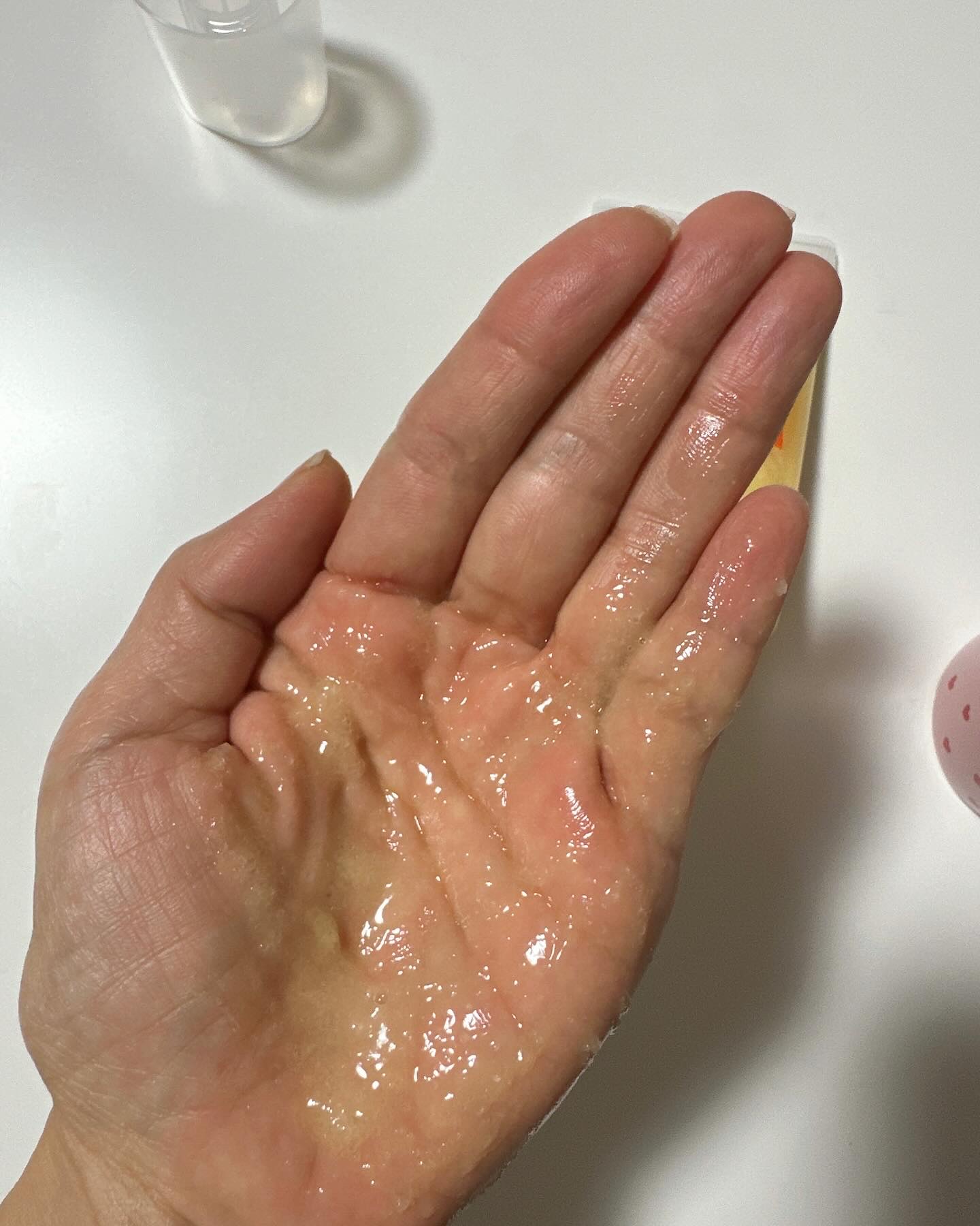 ローズマリー＆オレンジ スカルプスクラブ/AROMATICA/ヘッドスクラブを使ったクチコミ（3枚目）