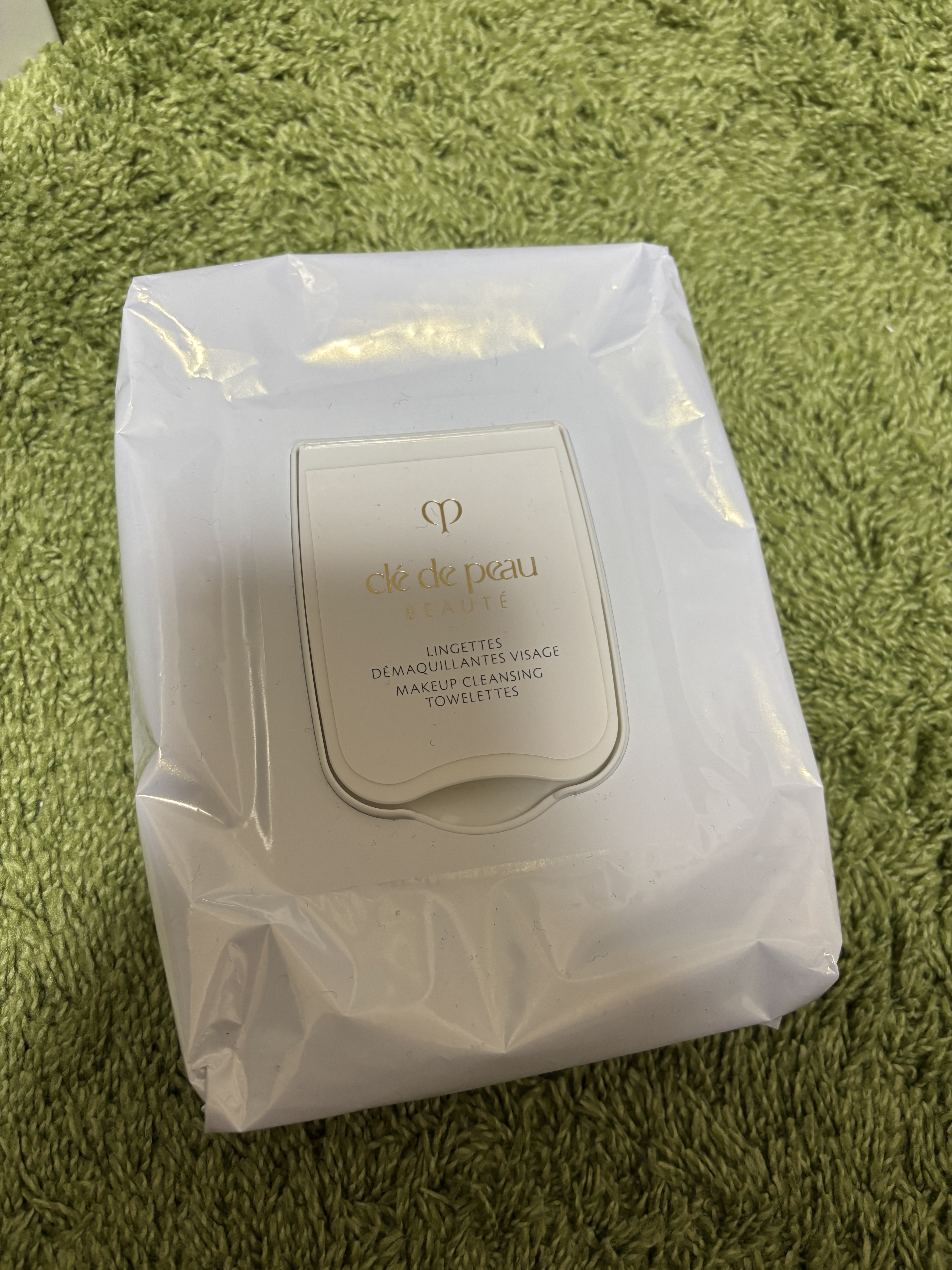 クレ・ド・ポー ボーテ ランジェット デマキアントヴィサージュ/クレ・ド・ポー ボーテ/クレンジングシートを使ったクチコミ（1枚目）