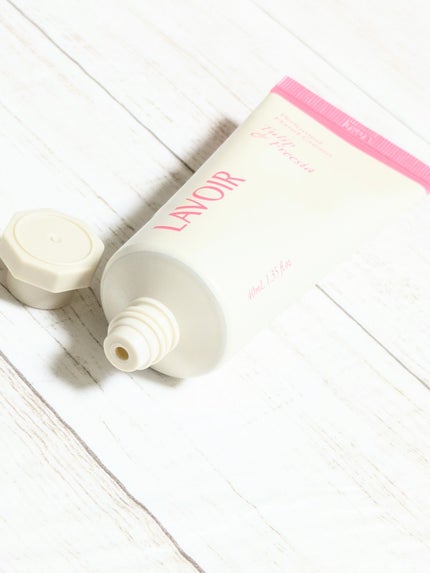 パフュームハンドクリーム チューリップ&フリージア/LAVOIR/ハンドクリームを使ったクチコミ(6枚目)