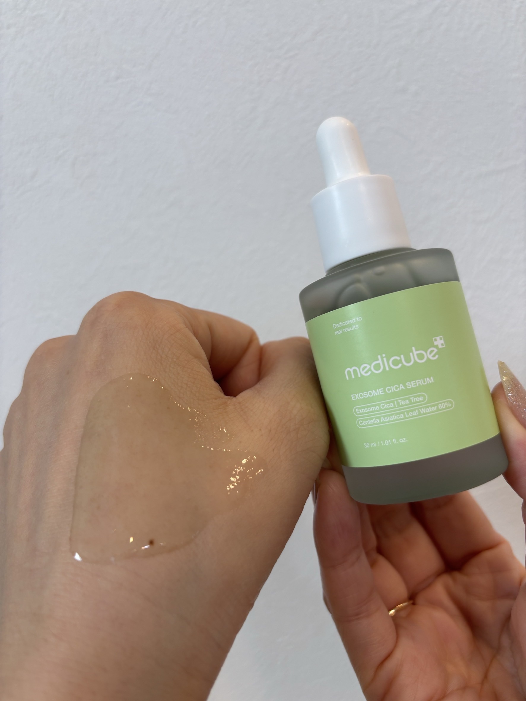 エクソソームシカ アンプル/MEDICUBE/美容液を使ったクチコミ（3枚目）