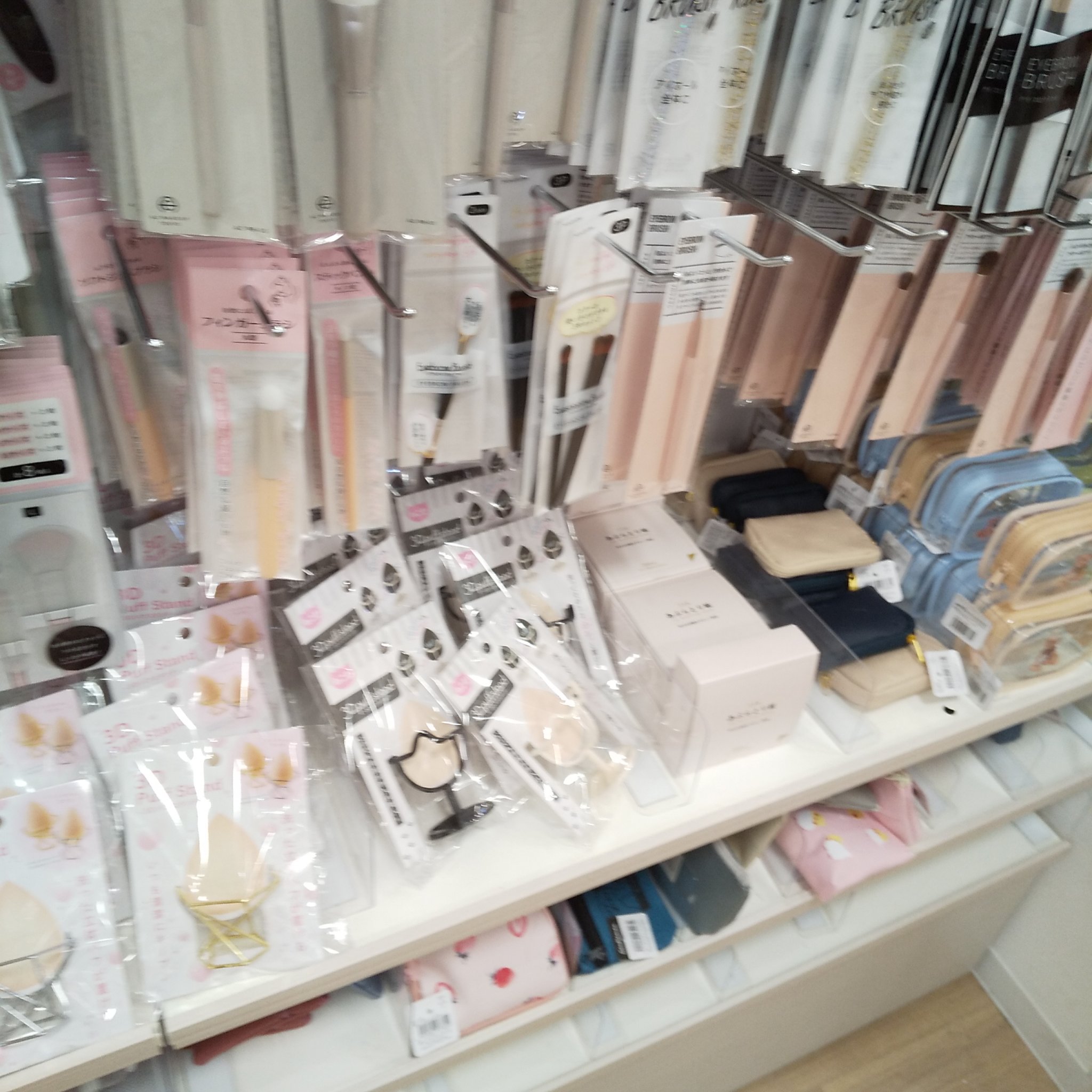 貼るジェルネイル/セリア/ネイルシールを使ったクチコミ（3枚目）