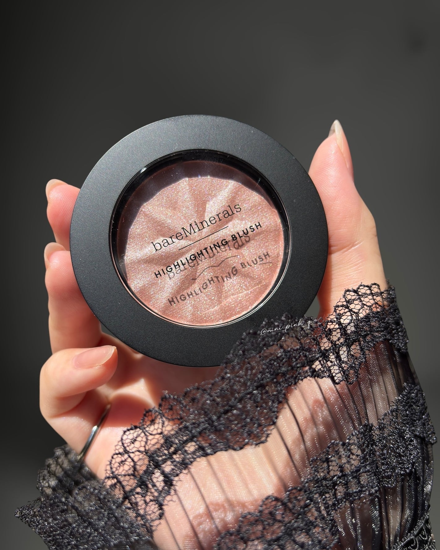 ジェン ヌード ハイライター/bareMinerals/パウダーハイライトを使ったクチコミ(6枚目)