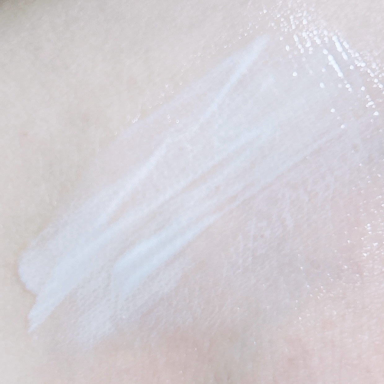 ヒアルーシカ ウォーターフィット サンセラム/SKIN1004/日焼け止めローションを使ったクチコミ（3枚目）