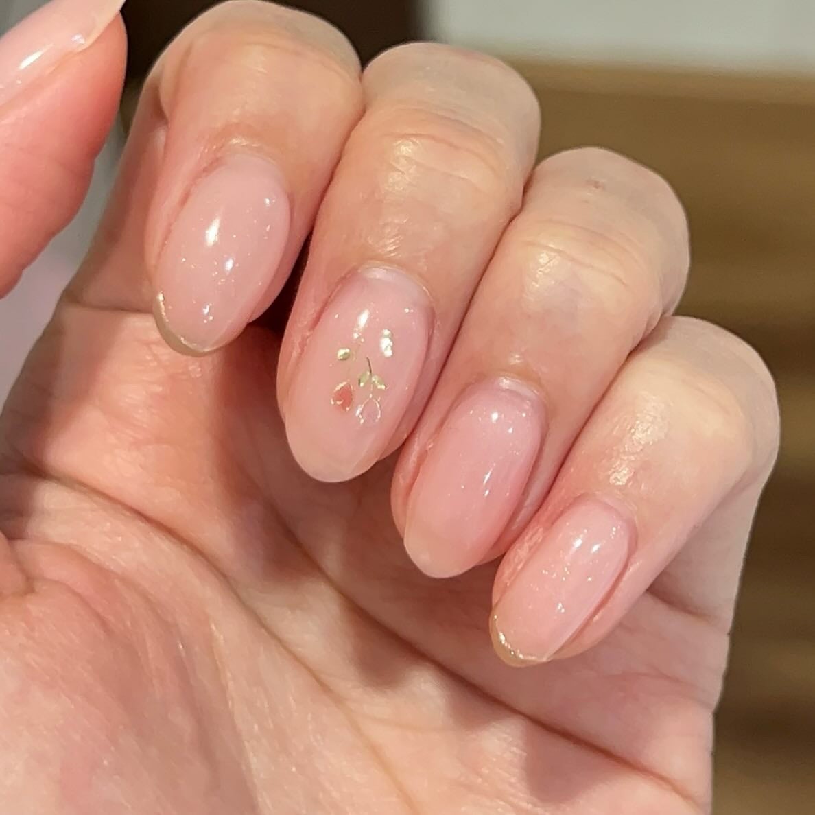 M♡フォロバ on LIPS 「#m_beautyroom06です🌸-—————---セルフネ..」(2枚目)