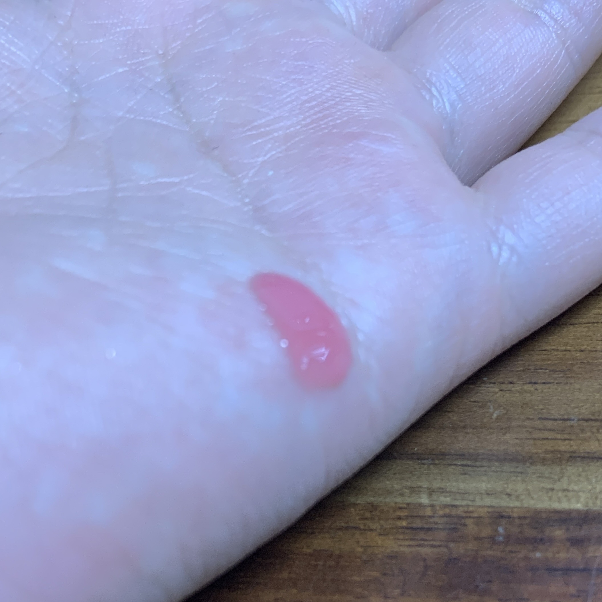 インク グラスティング リップ グロス 08 ラブ オブ フェイト(LOVE OF FATE)/PERIPERA/リップグロスを使ったクチコミ（3枚目）