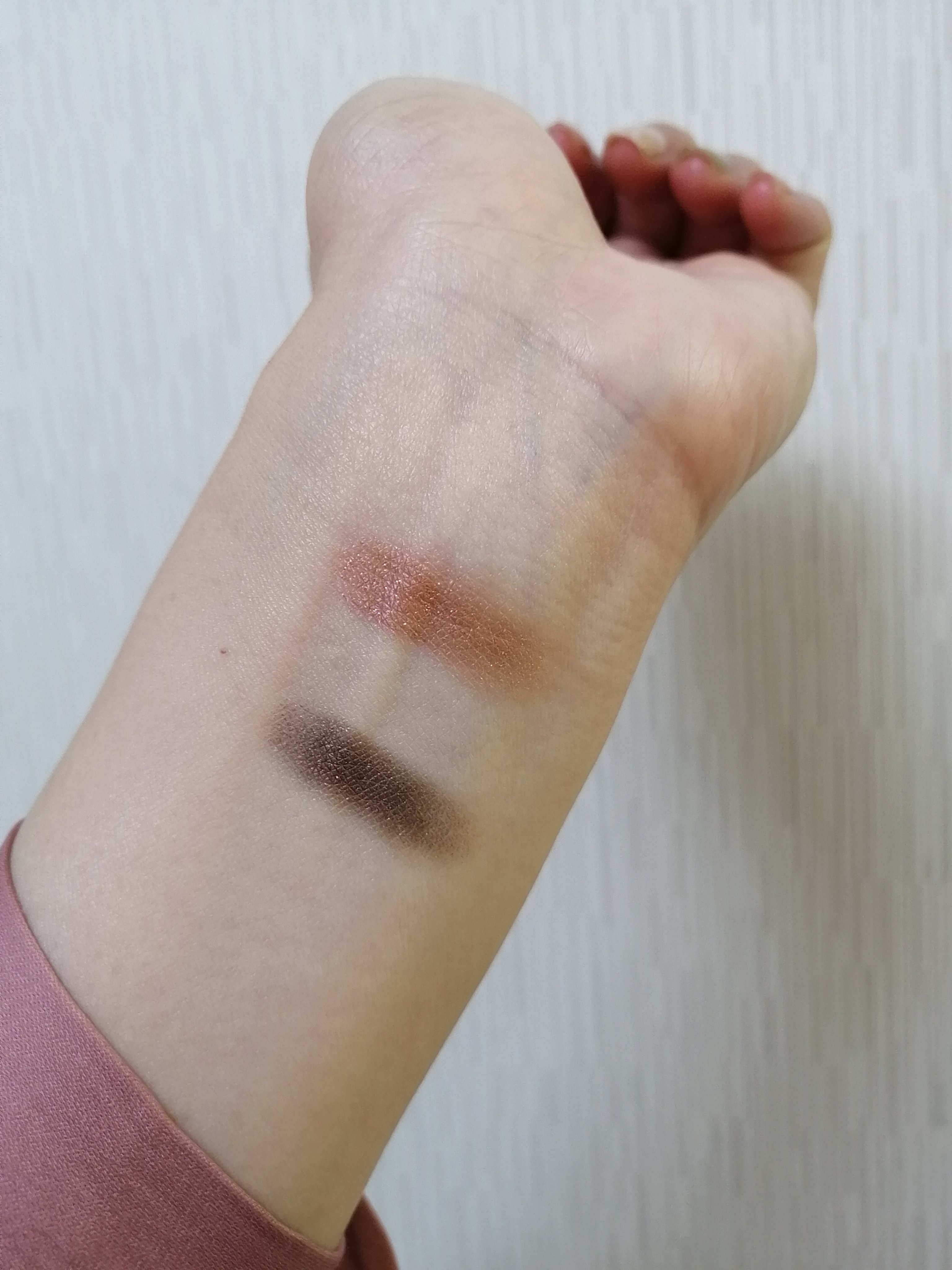 グロッシーリッチ アイズ N GR-7 ウォームカーキ系/Visée/アイシャドウパレットを使ったクチコミ（3枚目）