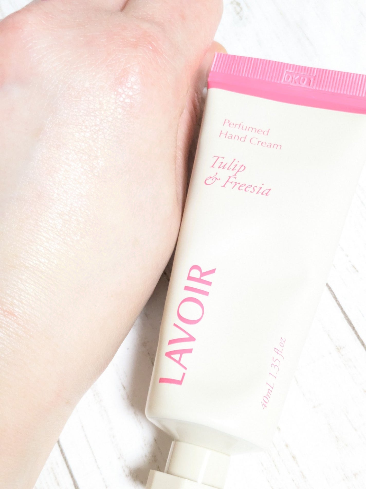 パフュームハンドクリーム チューリップ&フリージア/LAVOIR/ハンドクリームを使ったクチコミ(3枚目)