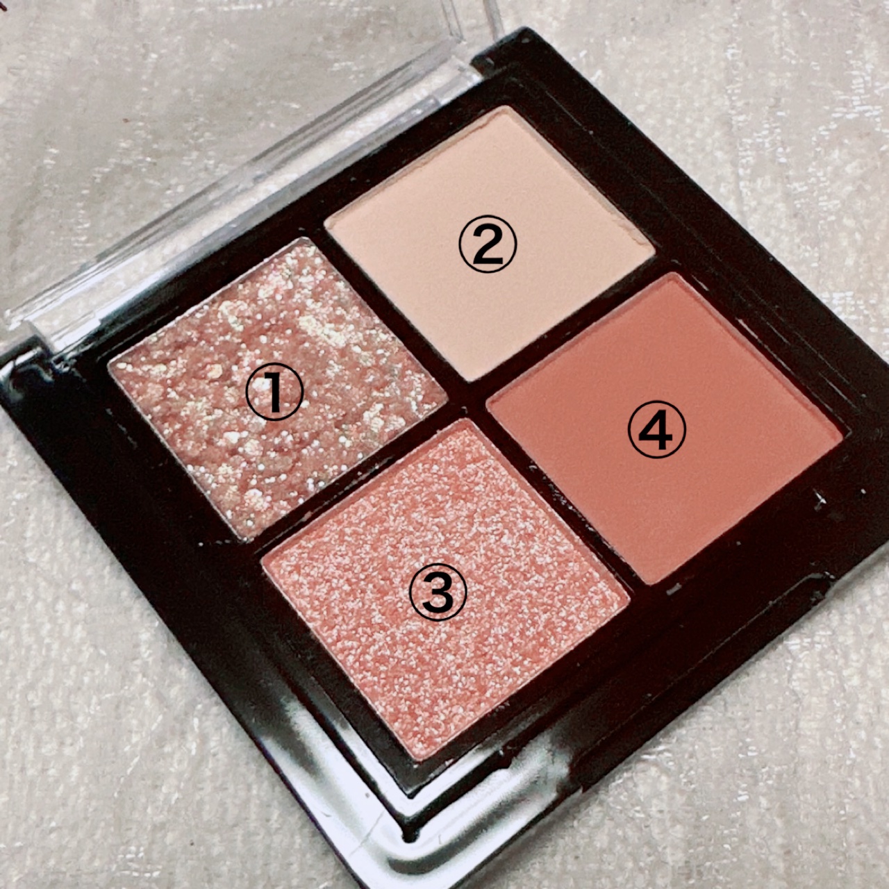 UR GLAM グリッターアイズ /U R GLAM/アイシャドウパレットを使ったクチコミ（2枚目）