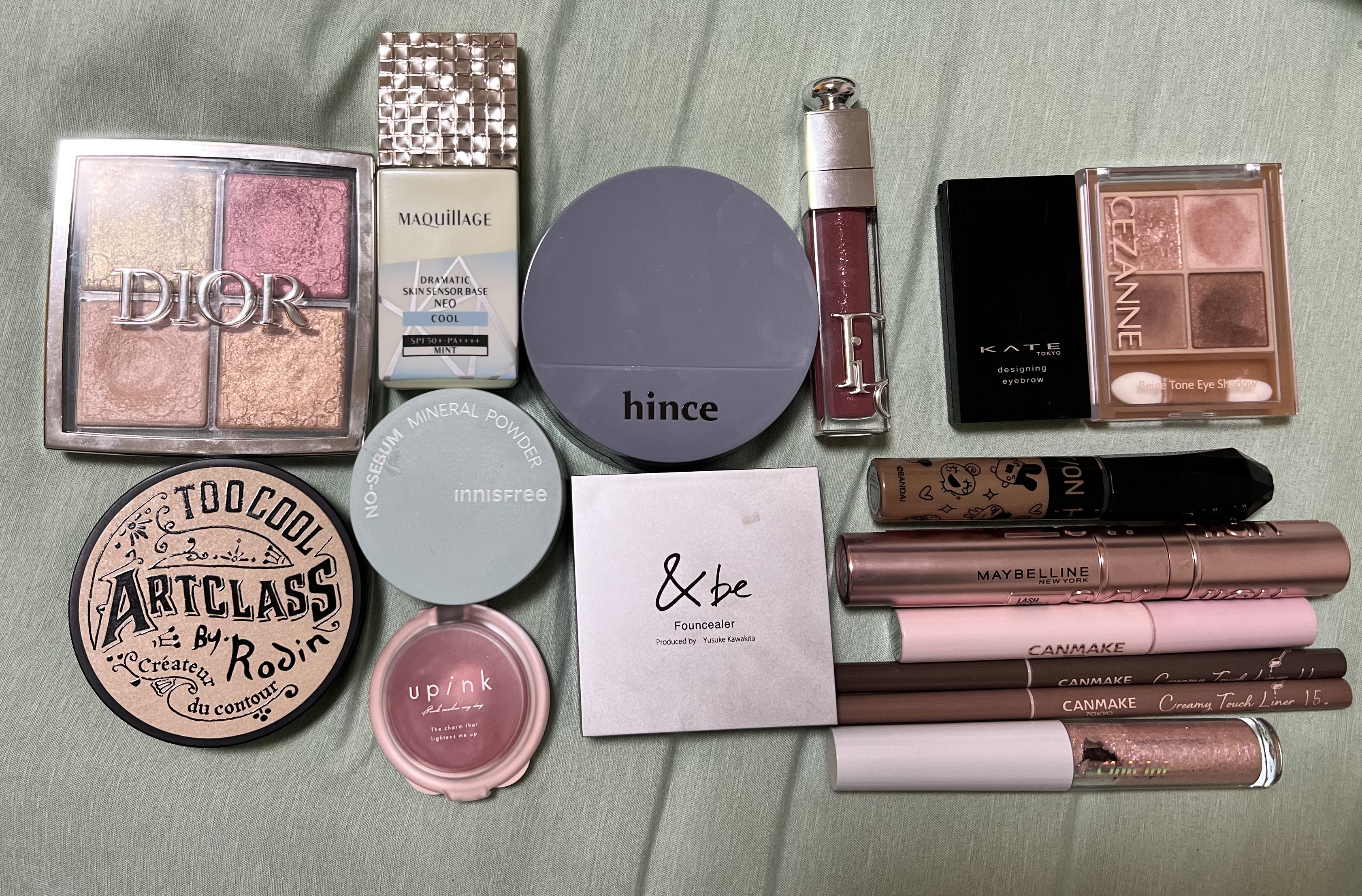 グリッター イルミネーションライナー R/CipiCipi/リキッドアイライナーを使ったクチコミ（1枚目）