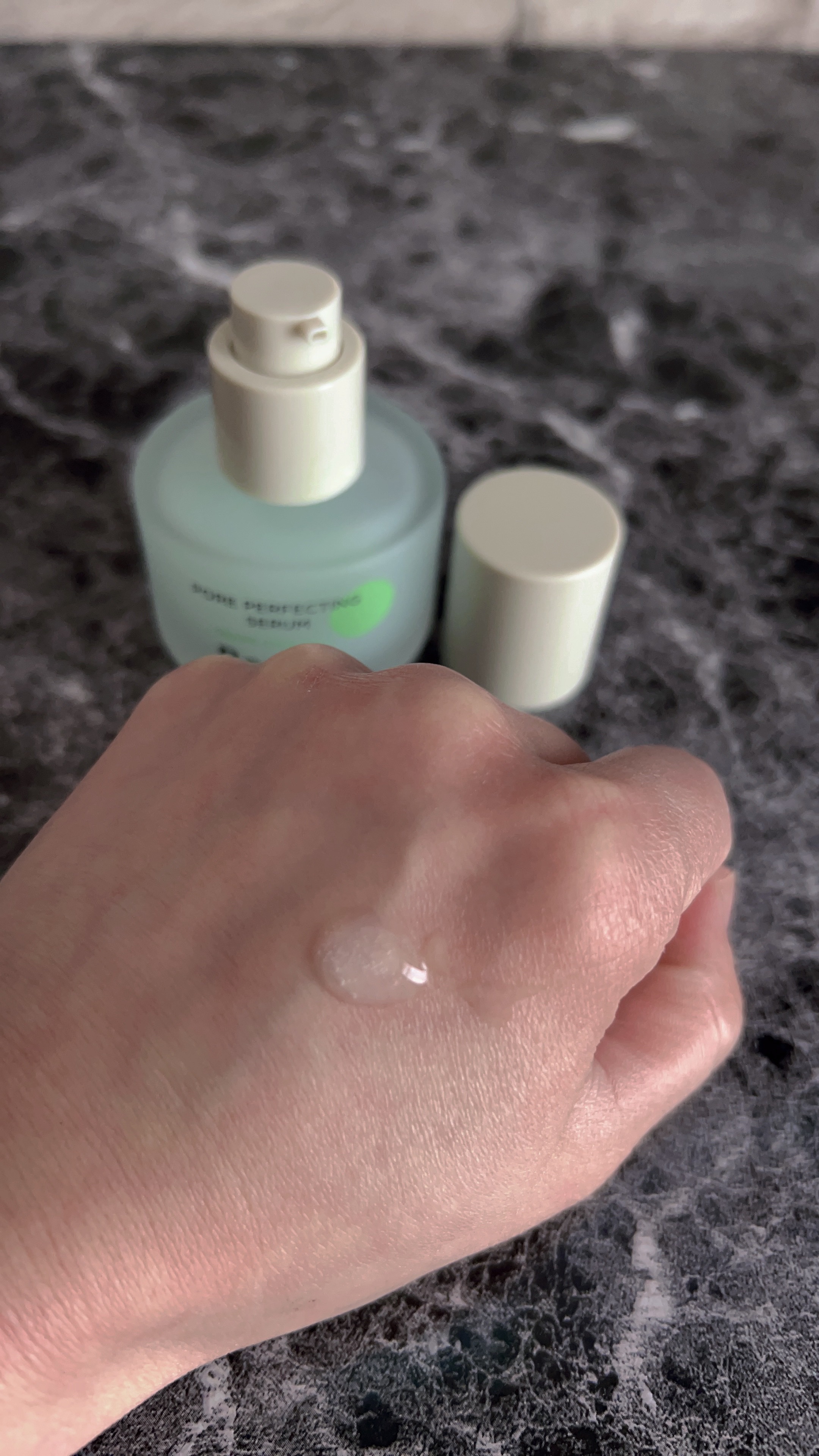 Pore Perfecting Serum/BeginS by JUNGSAEMMOOL/美容液を使ったクチコミ（3枚目）