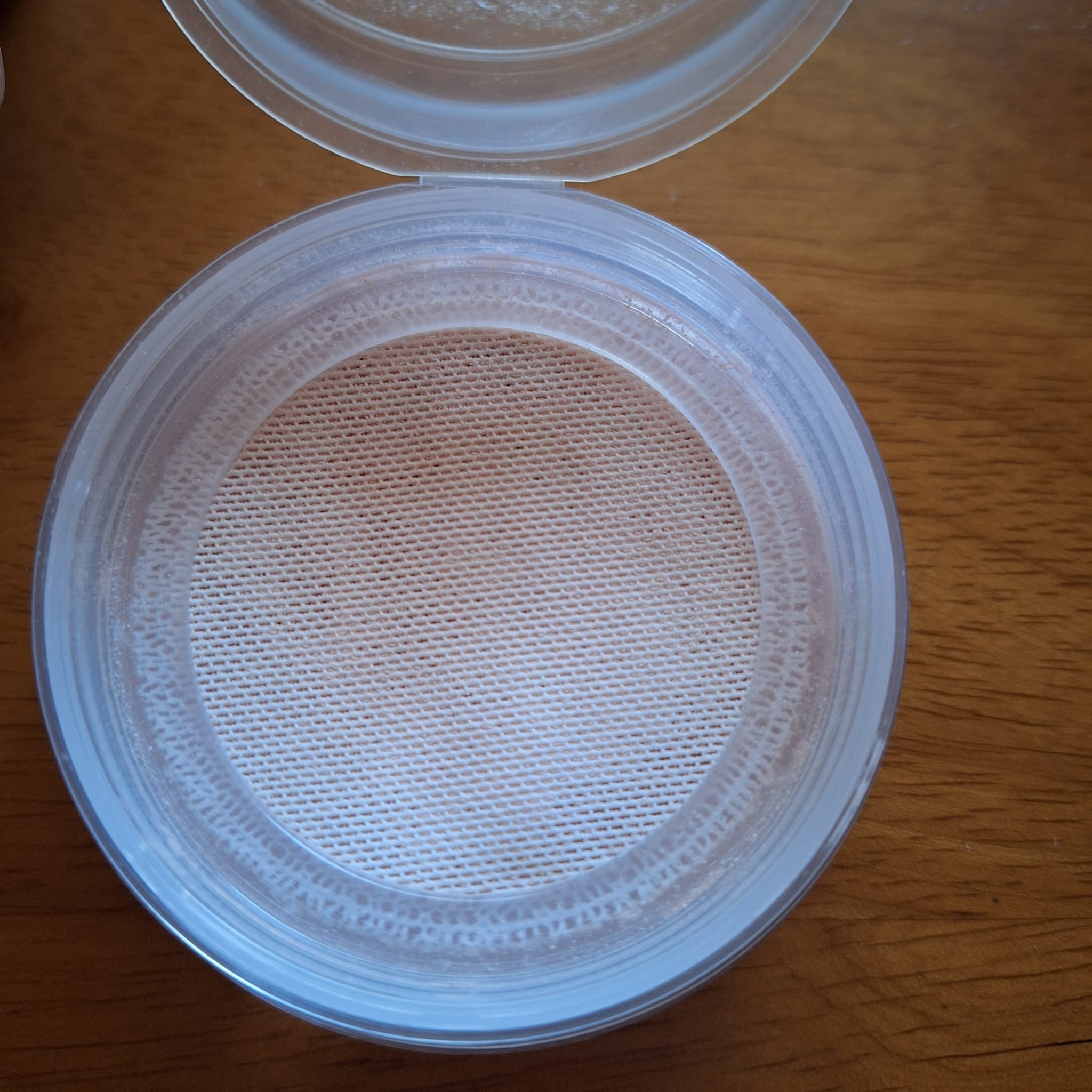 セラムフィット モイストフェイスパウダー/ByUR/ルースパウダーを使ったクチコミ（3枚目）