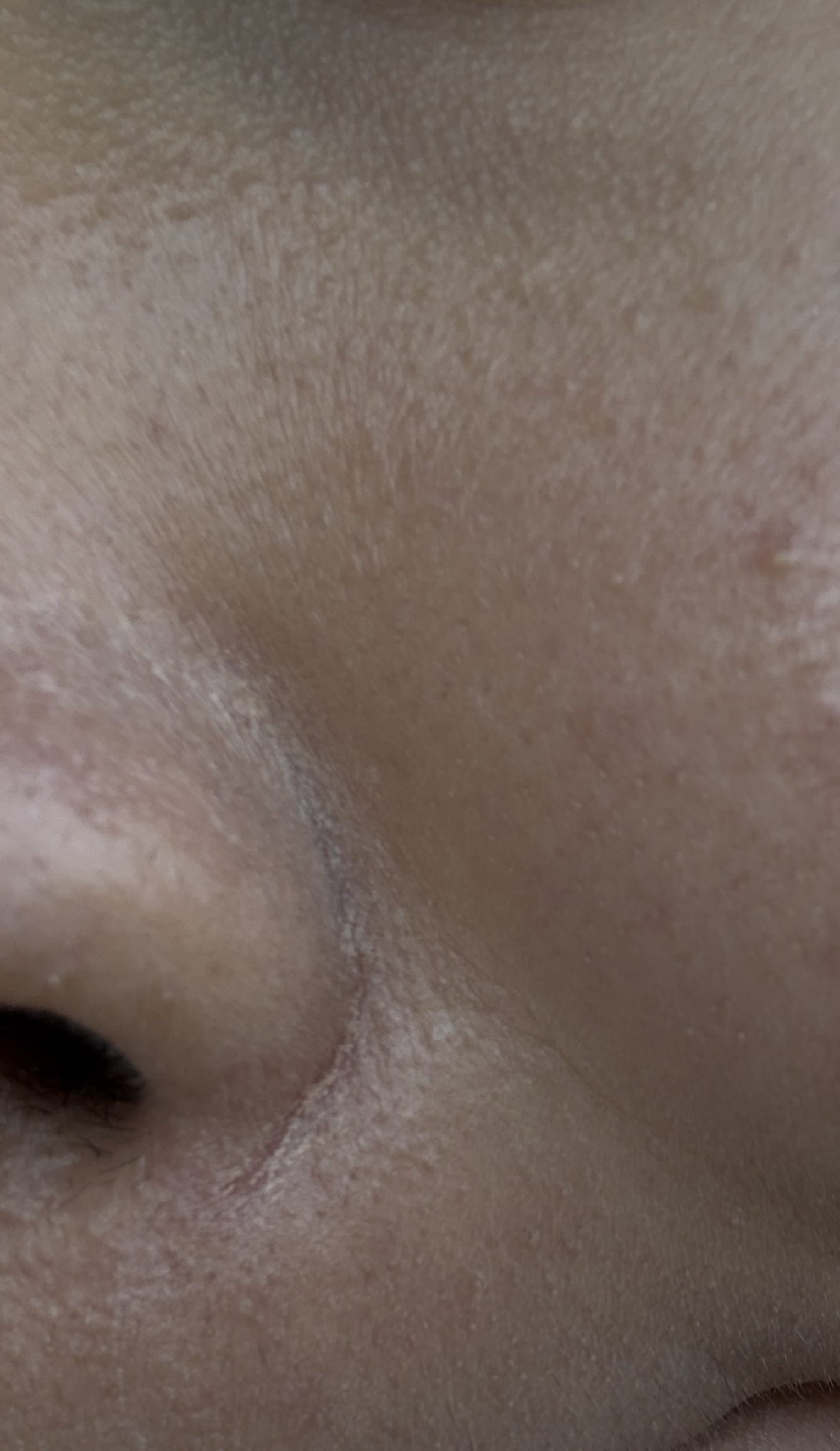 プリズム･リーブル･グロウ･セラム･ ファンデーション 1.5N/GIVENCHY/リキッドファンデーションを使ったクチコミ（1枚目）