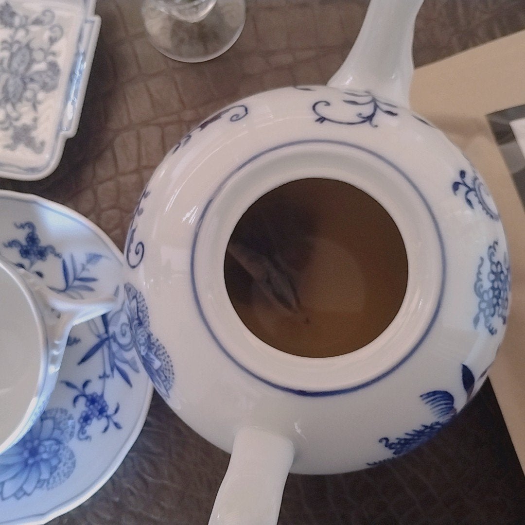 mcgroupakiko on LIPS 「気温も上がり麗らかな日和が多くなり、お茶することも楽しみのひと..」(7枚目)