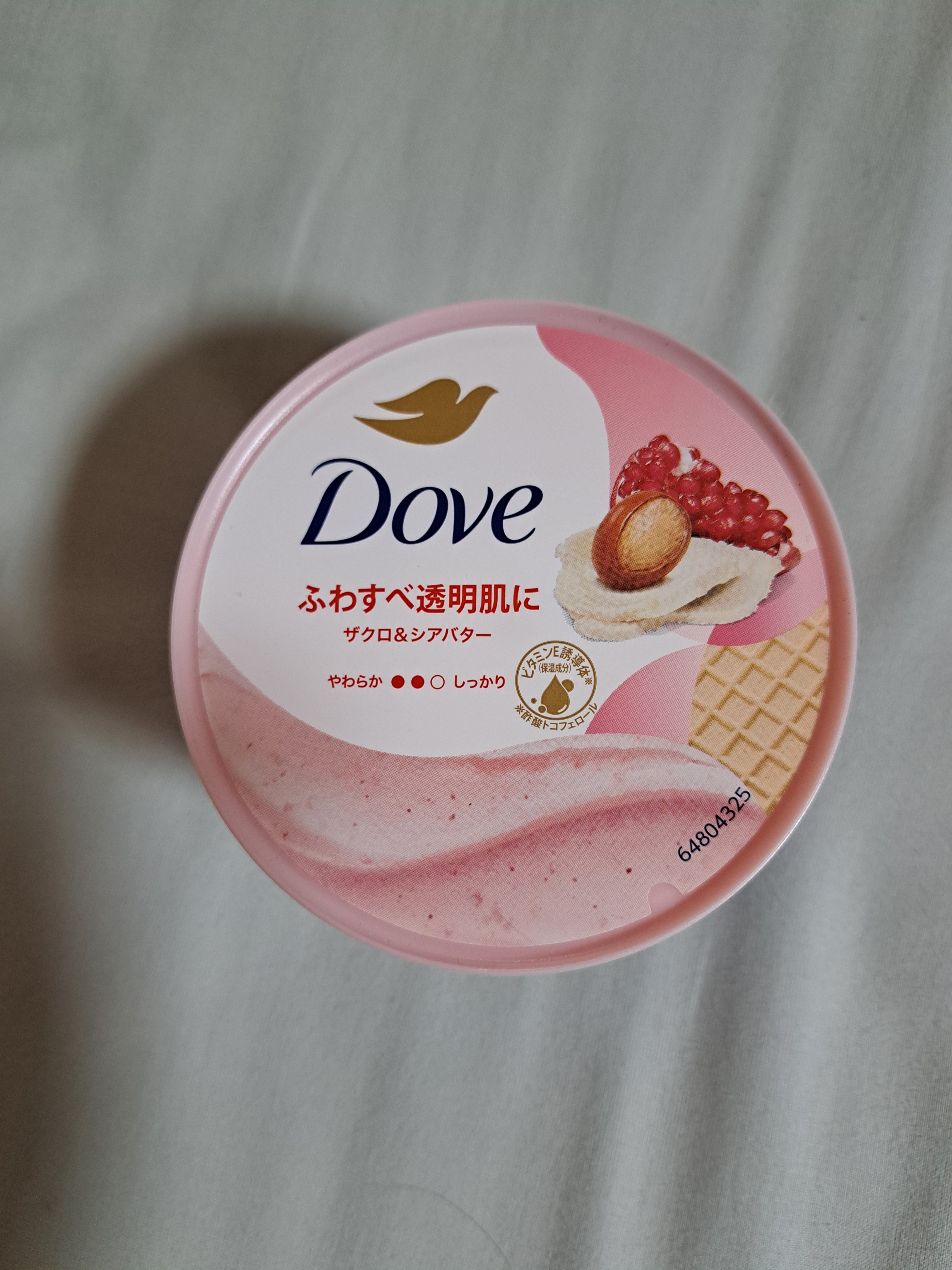ダヴ ふわとろクリーミースクラブ ザクロ＆シアバター/ダヴ/ボディスクラブを使ったクチコミ（1枚目）