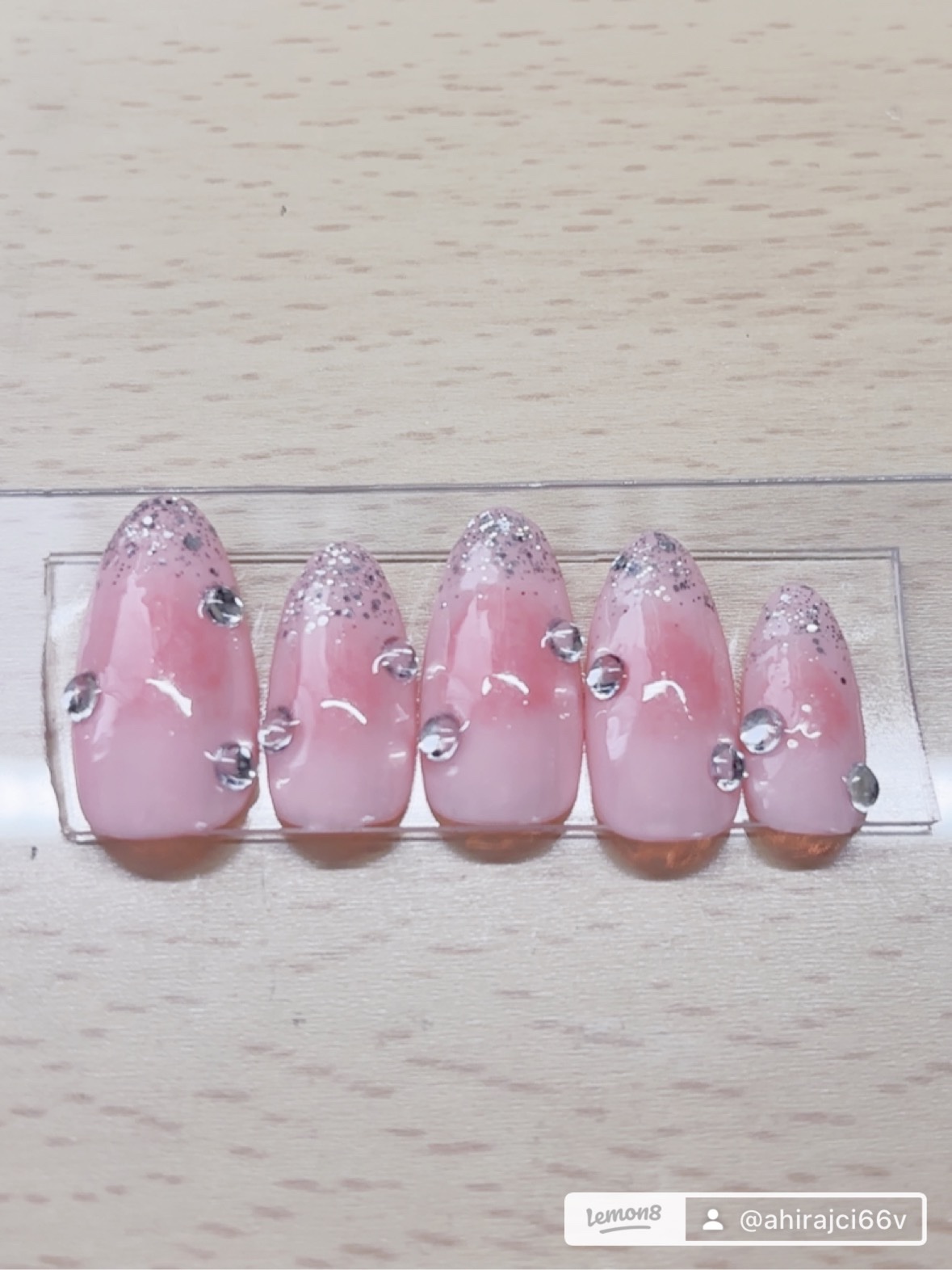 ジェルネイル（ライト対応）/セリア/ジェルネイルを使ったクチコミ（1枚目）