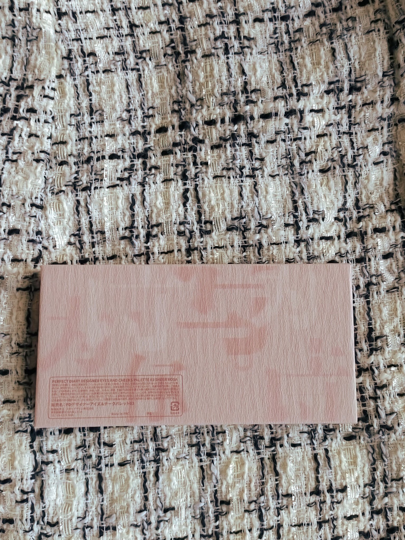 デザイナーアイズ＆チークパレット/PERFECT DIARY/アイシャドウを使ったクチコミ（3枚目）