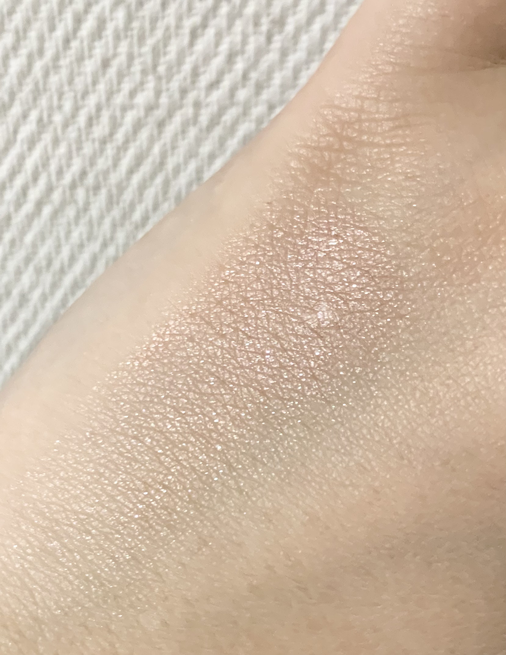 アイグロウジェム スキンシャドウ 11G milk azuki/DECORTÉ/ジェル・クリームアイシャドウを使ったクチコミ（3枚目）