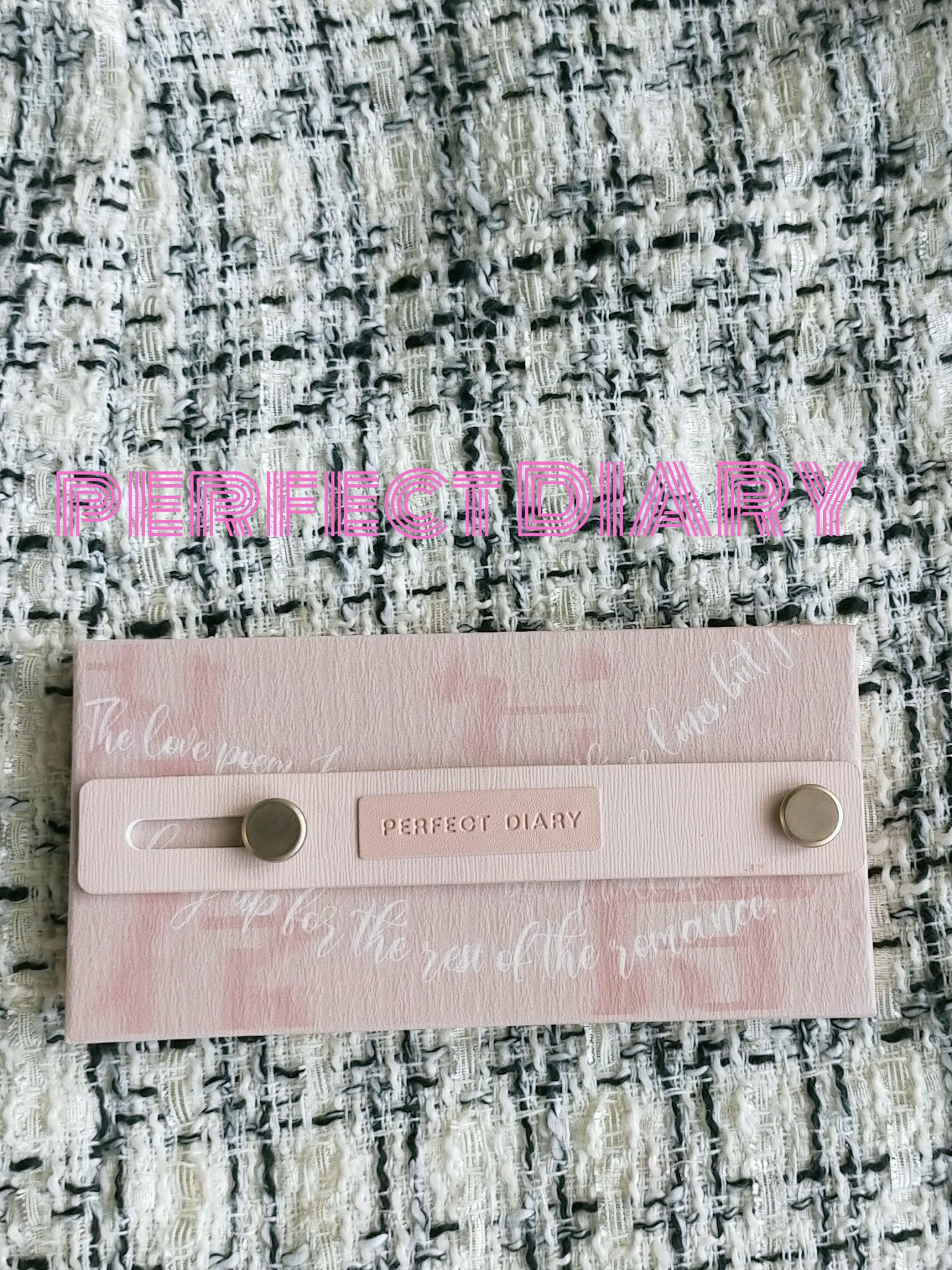 デザイナーアイズ＆チークパレット/PERFECT DIARY/アイシャドウを使ったクチコミ（1枚目）