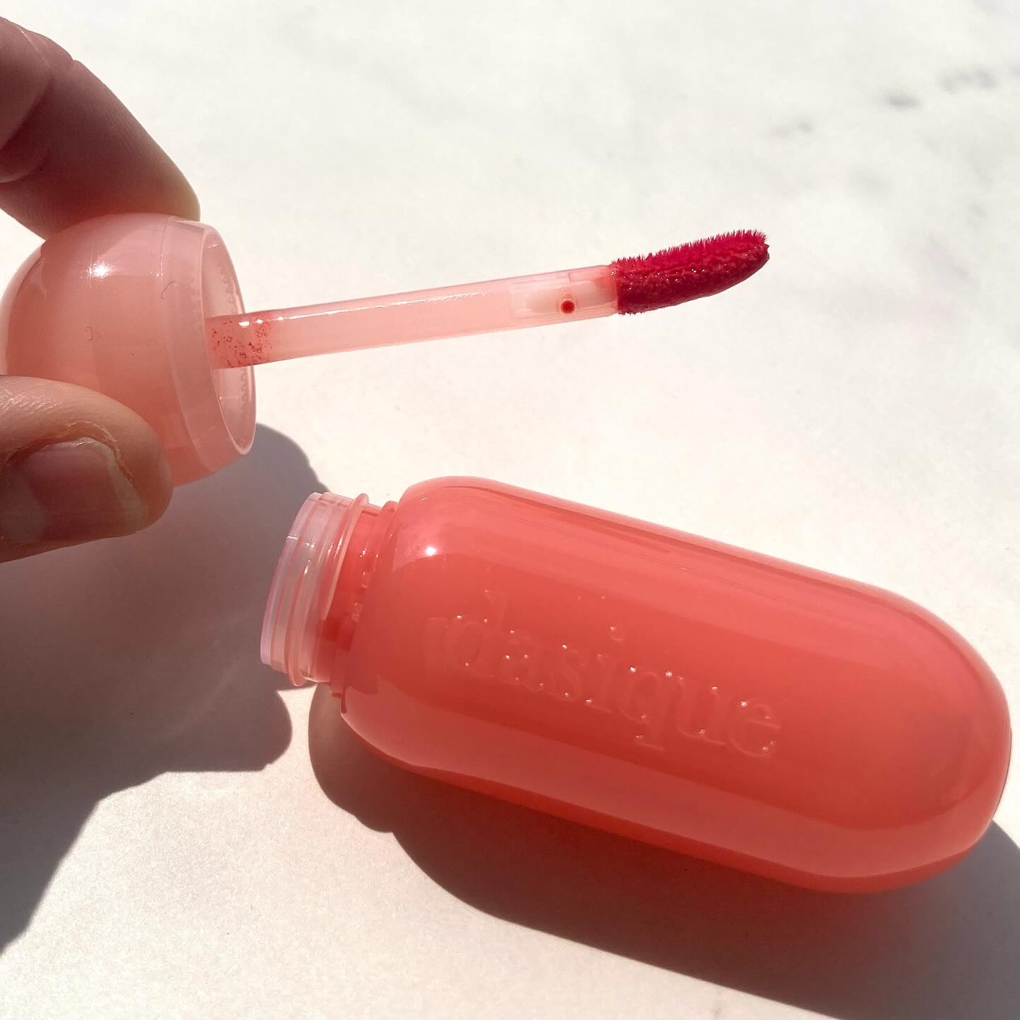 ジューシーデューイグロウティント/dasique/リップティントを使ったクチコミ（2枚目）