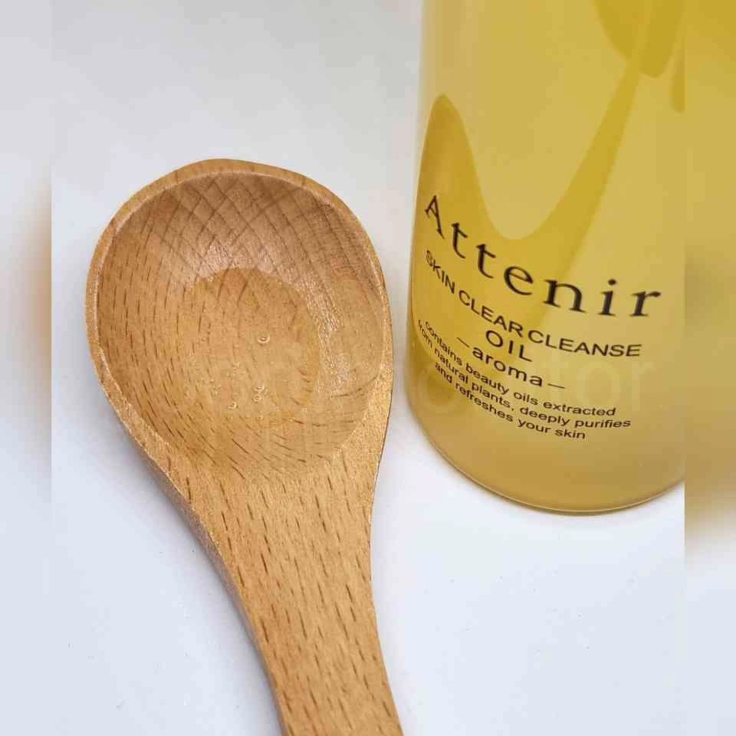 スキンクリア クレンズ オイル ＜アロマタイプ＞/アテニア/オイルクレンジングを使ったクチコミ（2枚目）