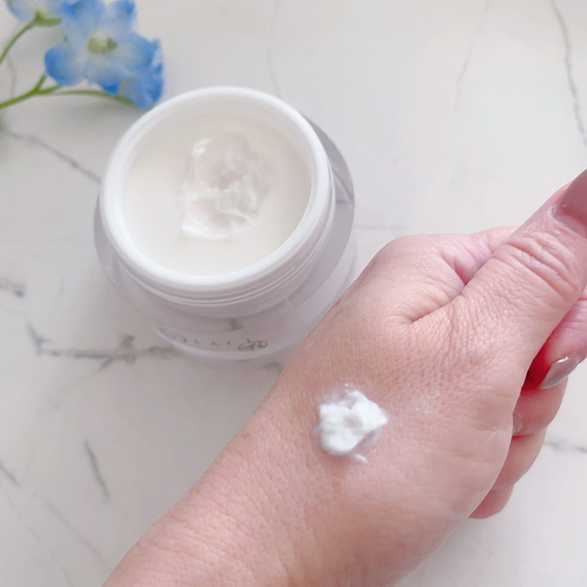 イデアクトR プロジェマックス モイスチャーファーミングクリーム/イデアアクト/オールインワン化粧品を使ったクチコミ（3枚目）