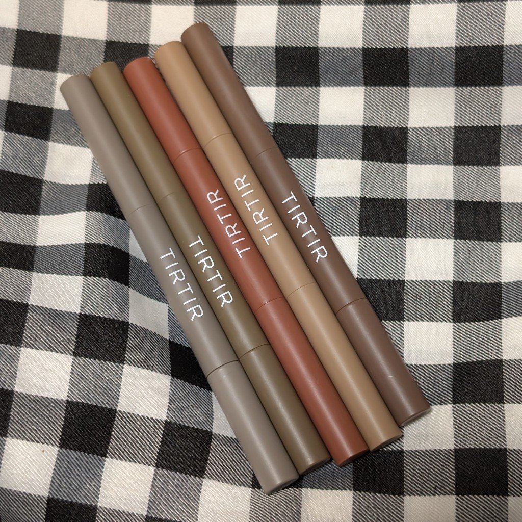 スキニーブロウペンシル＆ブロウマスカラ 01 アッシュグレイ/TIRTIR(ティルティル)/アイブロウペンシルを使ったクチコミ（1枚目）