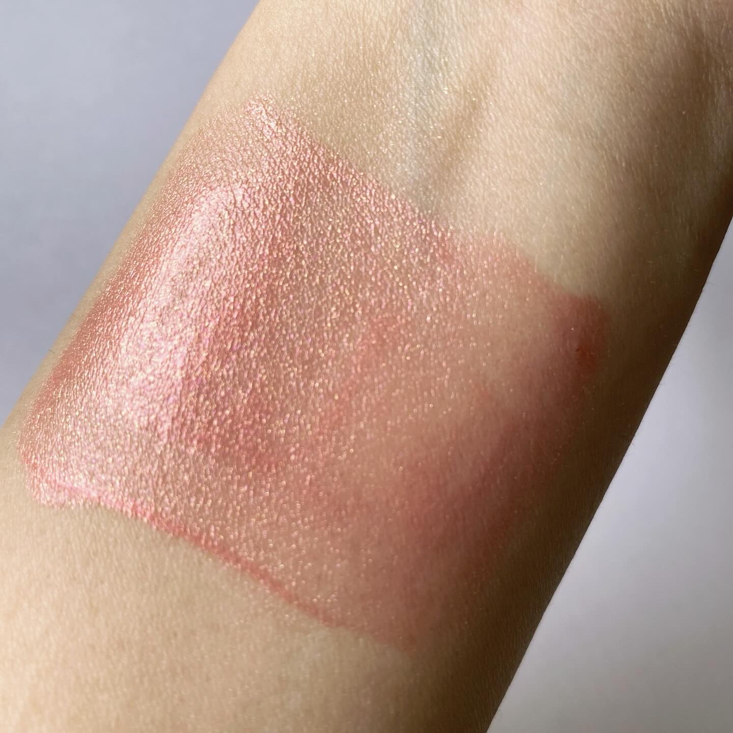 ディオールスキン フォーエヴァー グロウ マキシマイザー/Dior/ハイライトを使ったクチコミ（3枚目）