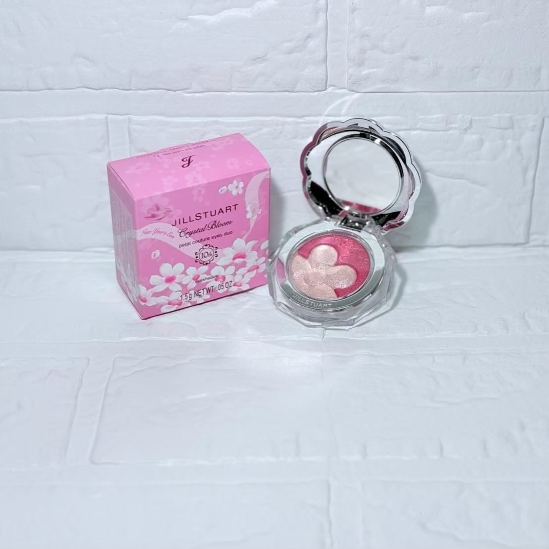 ジルスチュアート クリスタルブルーム ペタルクチュールアイズ デュオ/JILL STUART/アイシャドウパレットを使ったクチコミ（2枚目）