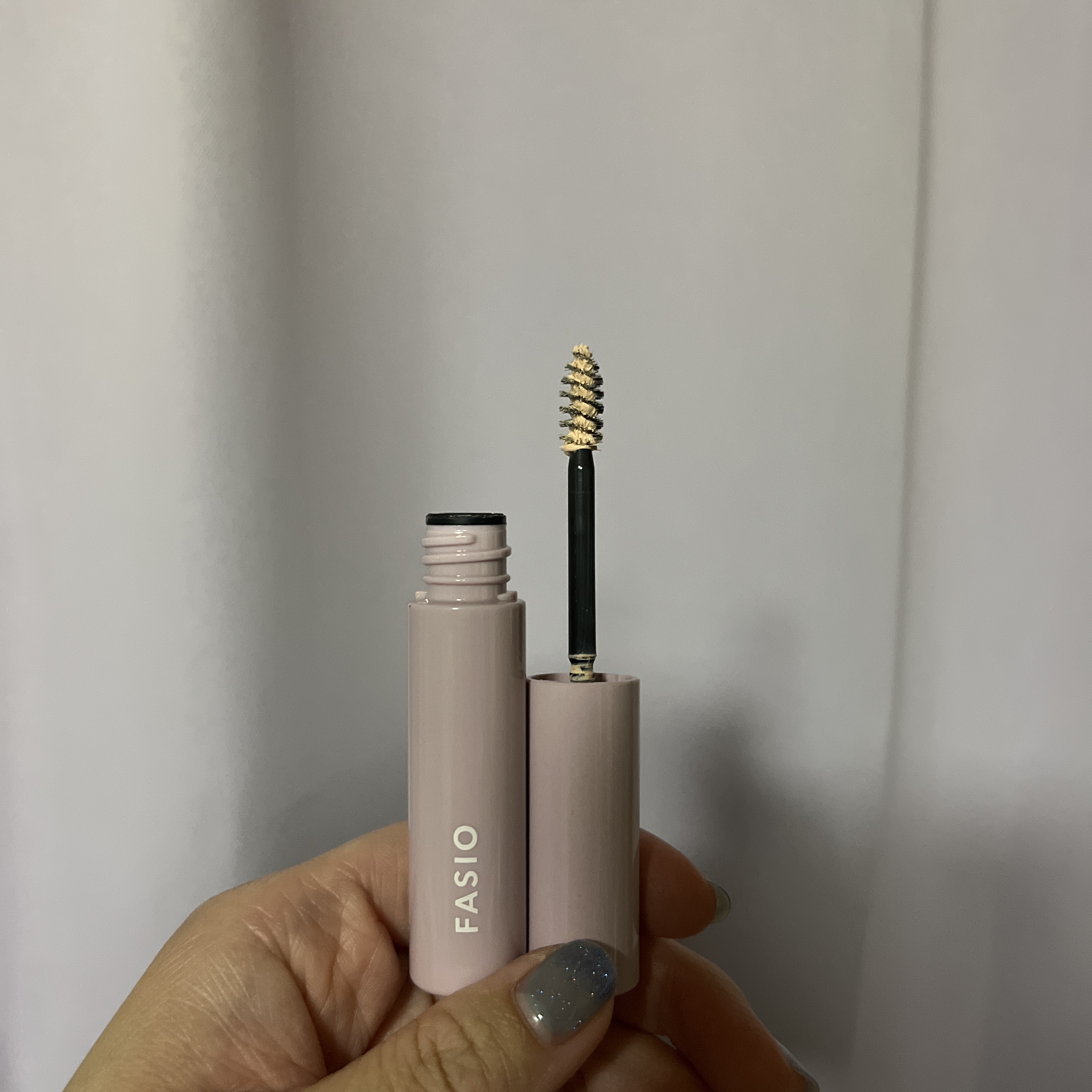 まゆ消し マスカラ/FASIO/眉マスカラを使ったクチコミ（1枚目）