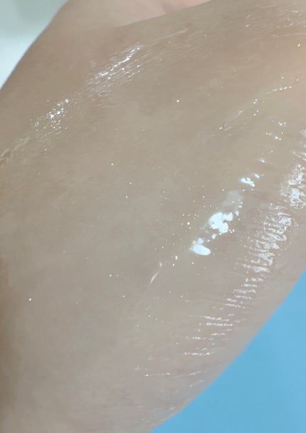 ロウグロウデューイーボール/hince/リップバームを使ったクチコミ(3枚目)