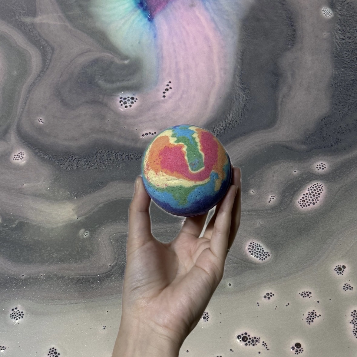 ダイバーシティ(バスボム)/ラッシュ/炭酸系入浴剤を使ったクチコミ（1枚目）