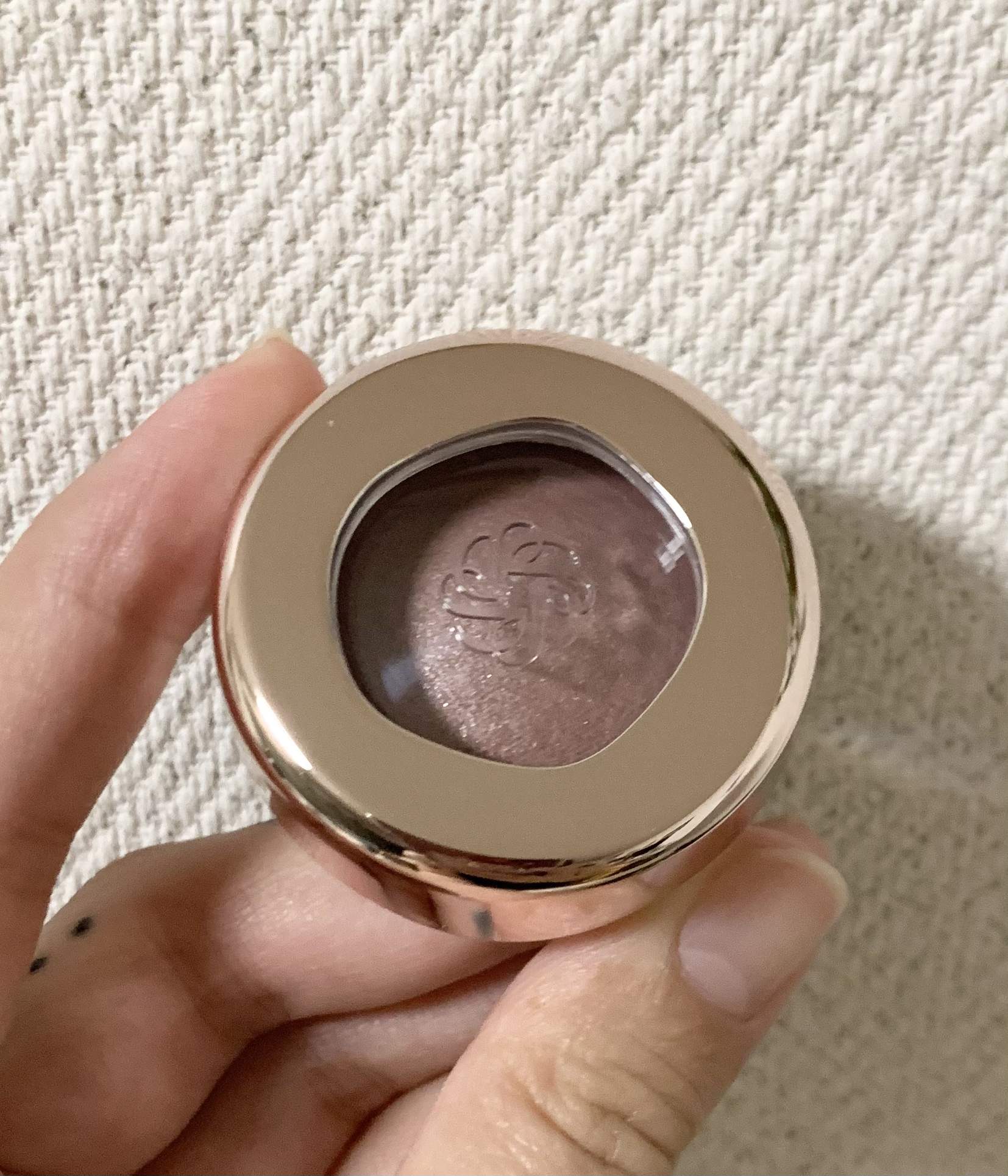 アイグロウジェム スキンシャドウ 11G milk azuki/DECORTÉ/ジェル・クリームアイシャドウを使ったクチコミ（1枚目）