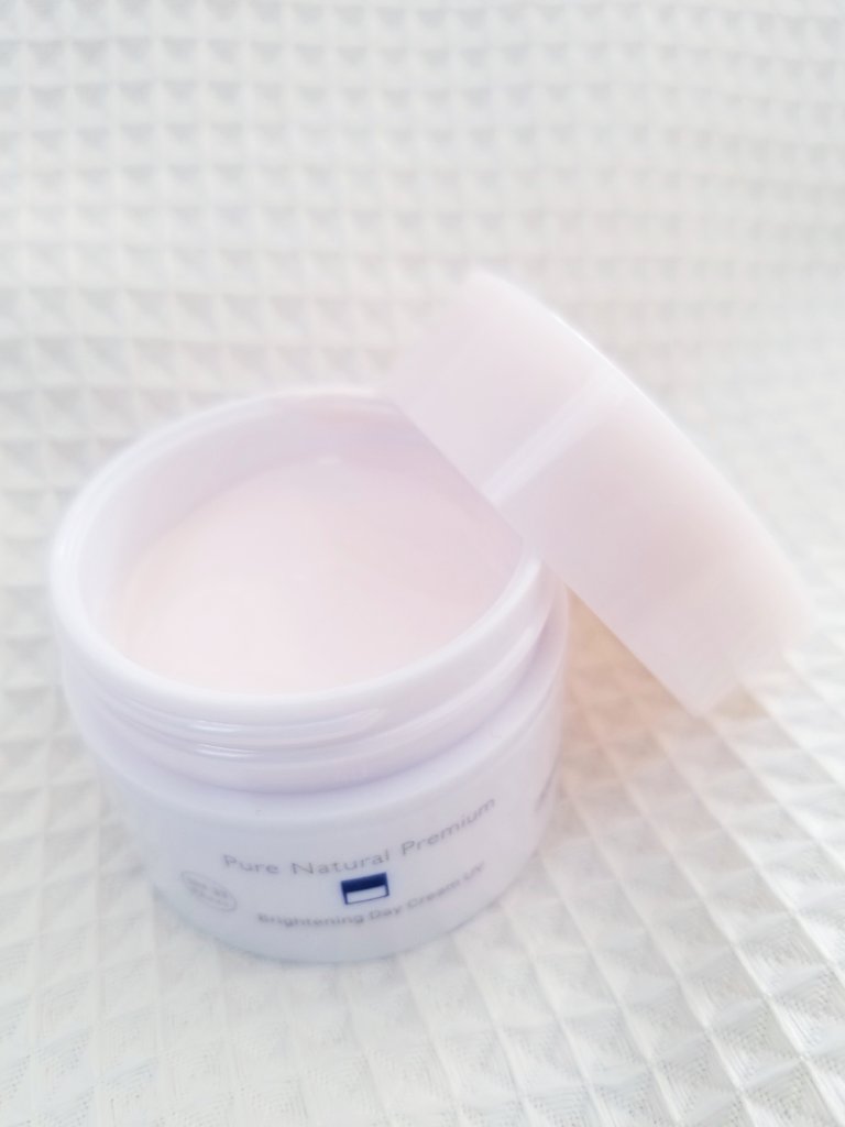 ピュア ナチュラル プレミアム ブライトニング デイクリームＵＶ/pdc/化粧下地を使ったクチコミ（2枚目）