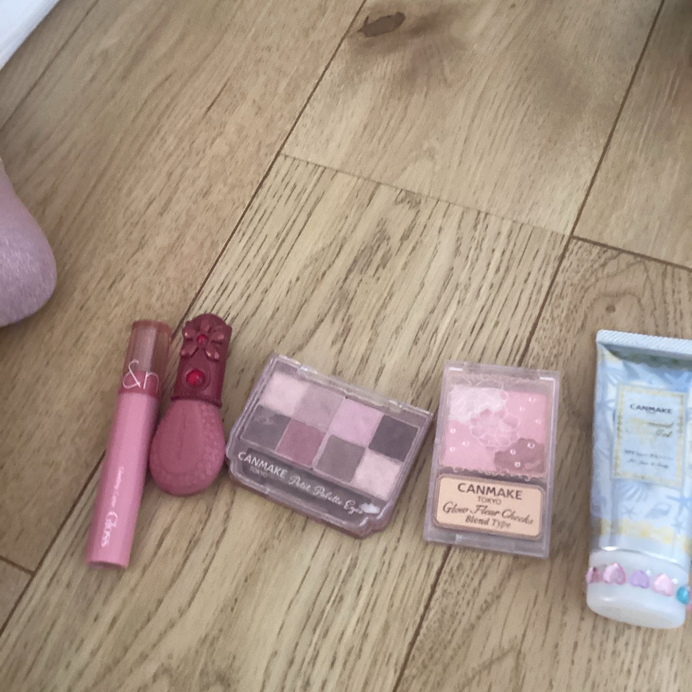 コスメ大好きれーたんのコスメ部屋♥️ on LIPS 「久しぶりだね淡路島に泊まりに来てます。初めて!私が持ち運んでる..」(2枚目)