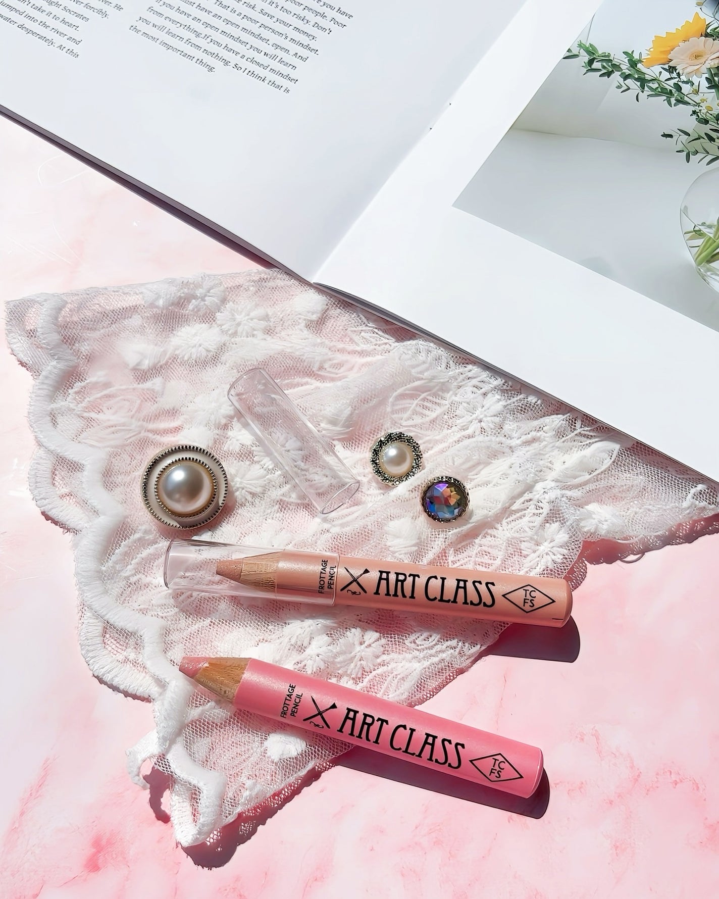 アートクラス フロッタージュペンシル/too cool for school/スティックアイシャドウを使ったクチコミ(5枚目)