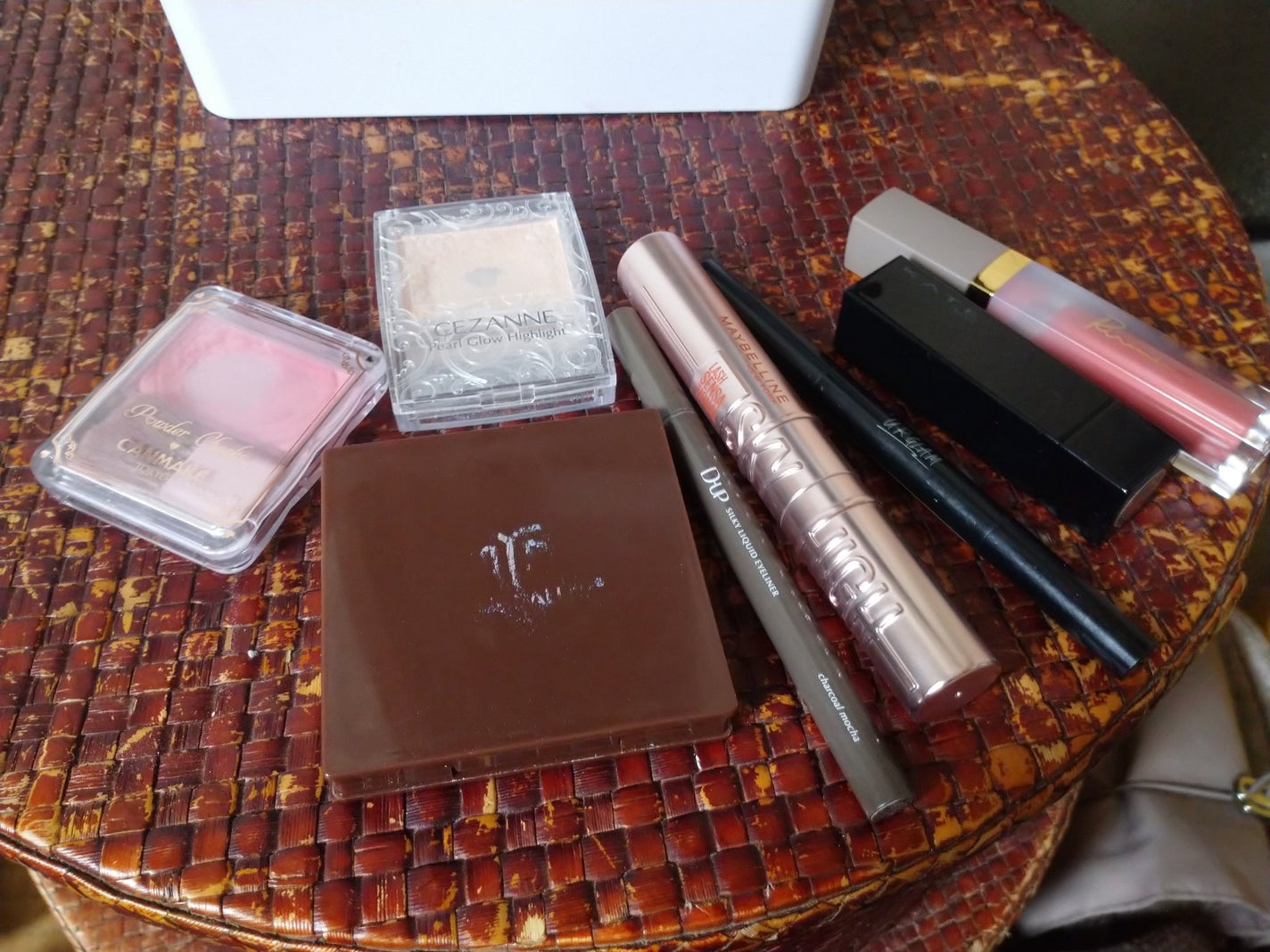 パールグロウハイライト/CEZANNE/パウダーハイライトを使ったクチコミ(2枚目)