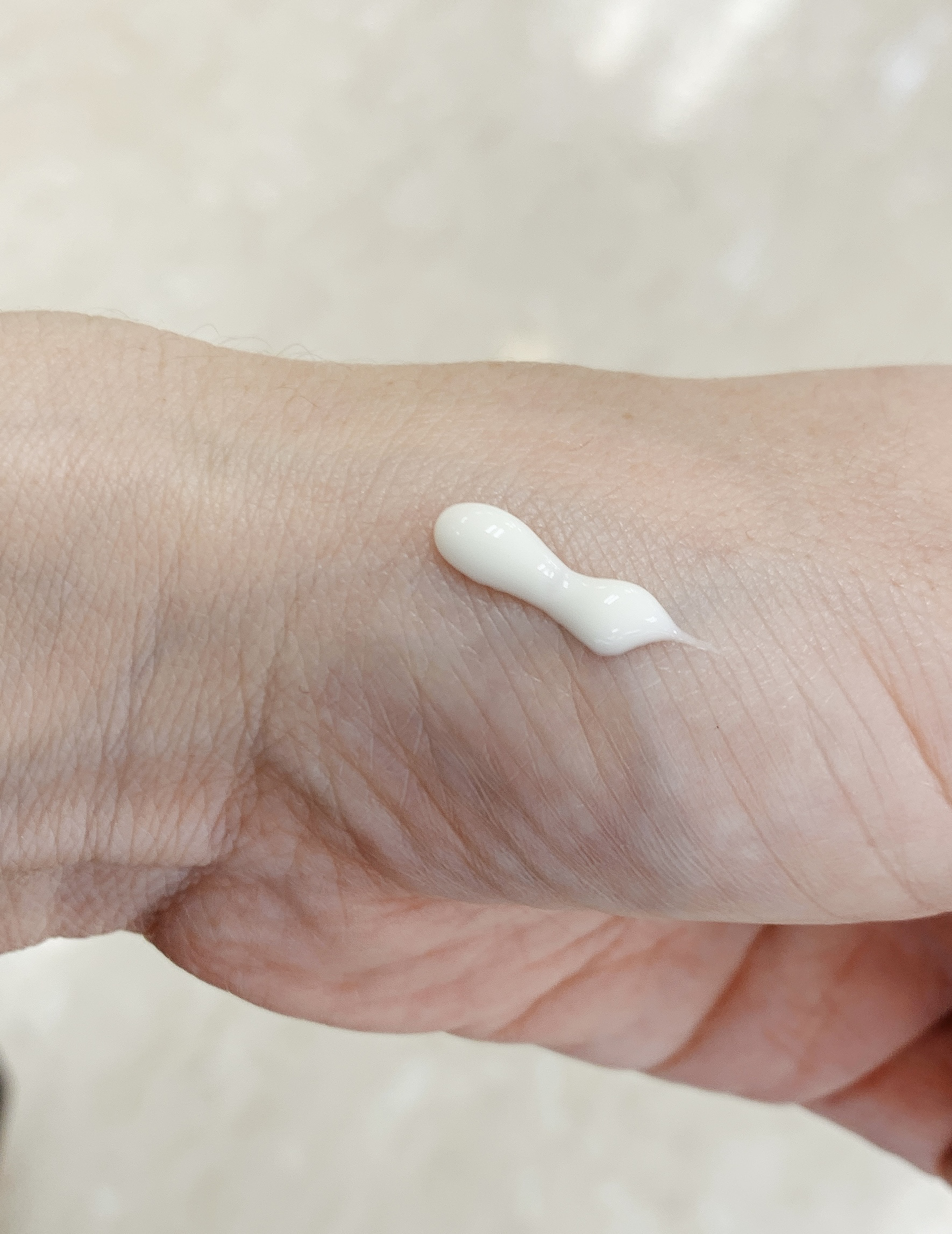 ソフィーナ iP スキンケアUV 01乾燥しがちな肌環境 SPF50+ PA++++ 30g/SOFINA iP/日焼け止めクリームを使ったクチコミ（2枚目）