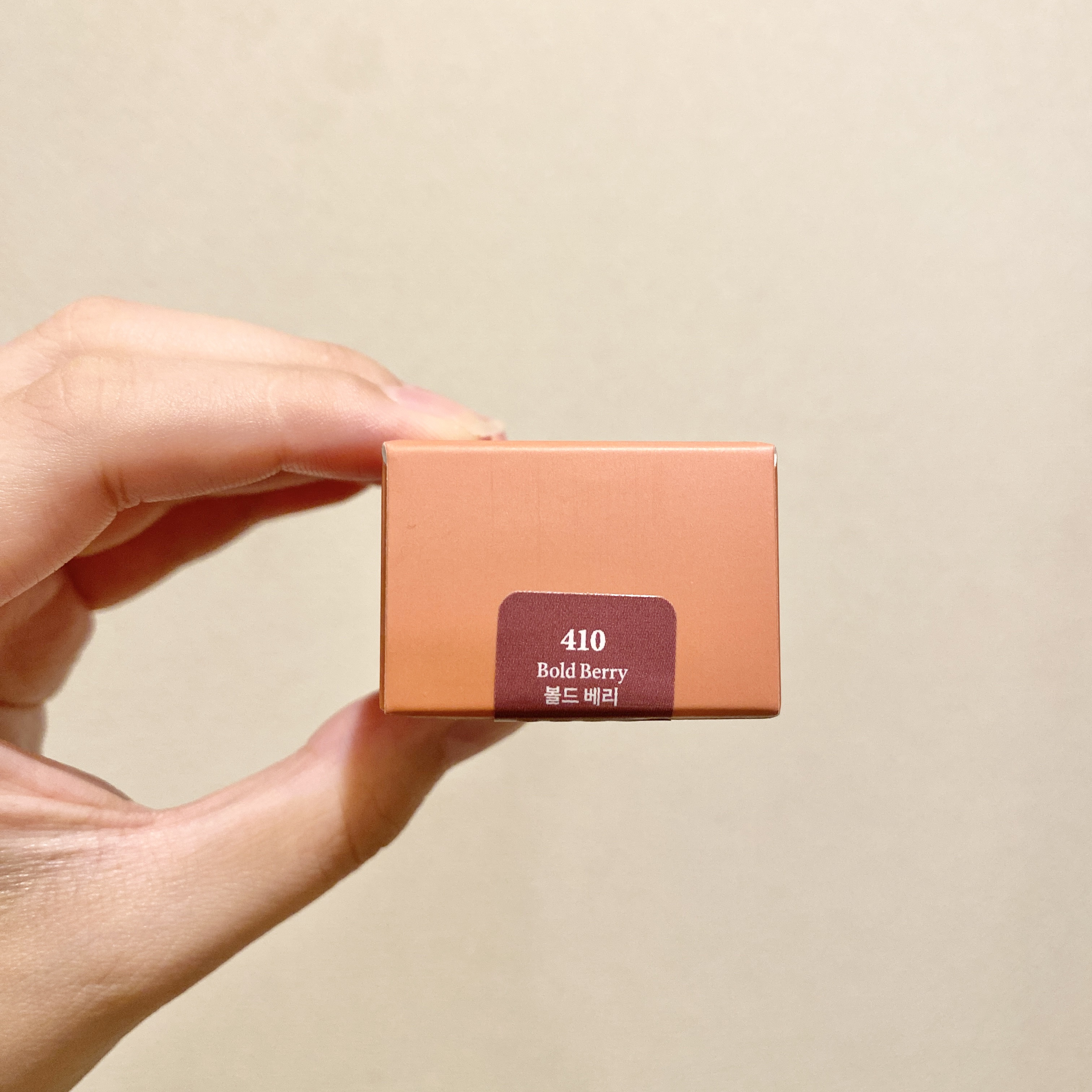 バルキーマットリップスティック/Laka/口紅を使ったクチコミ（3枚目）