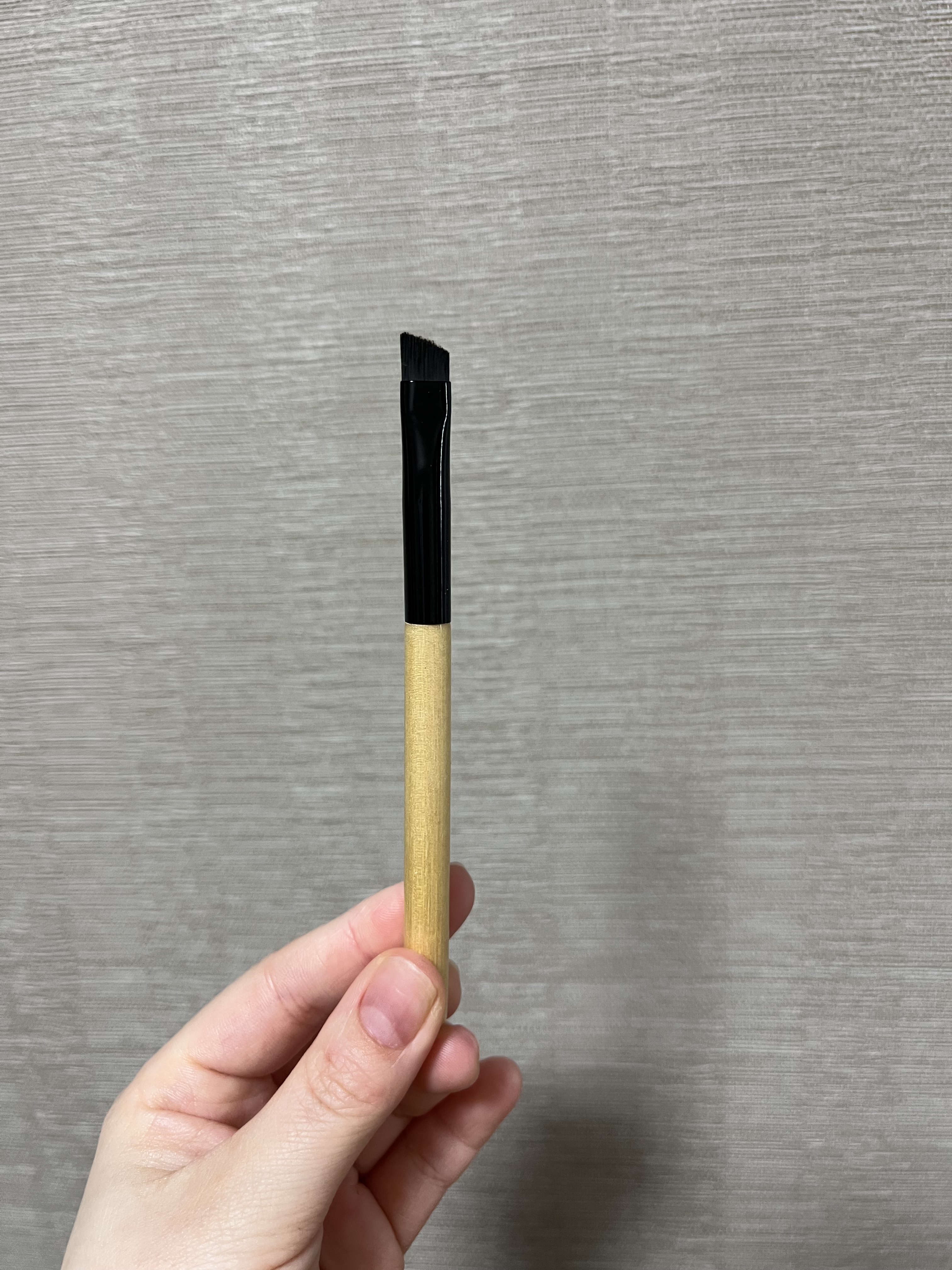 スッと引けるパッと決まるアイブロウブラシ/ウエルシア/メイクブラシを使ったクチコミ（3枚目）