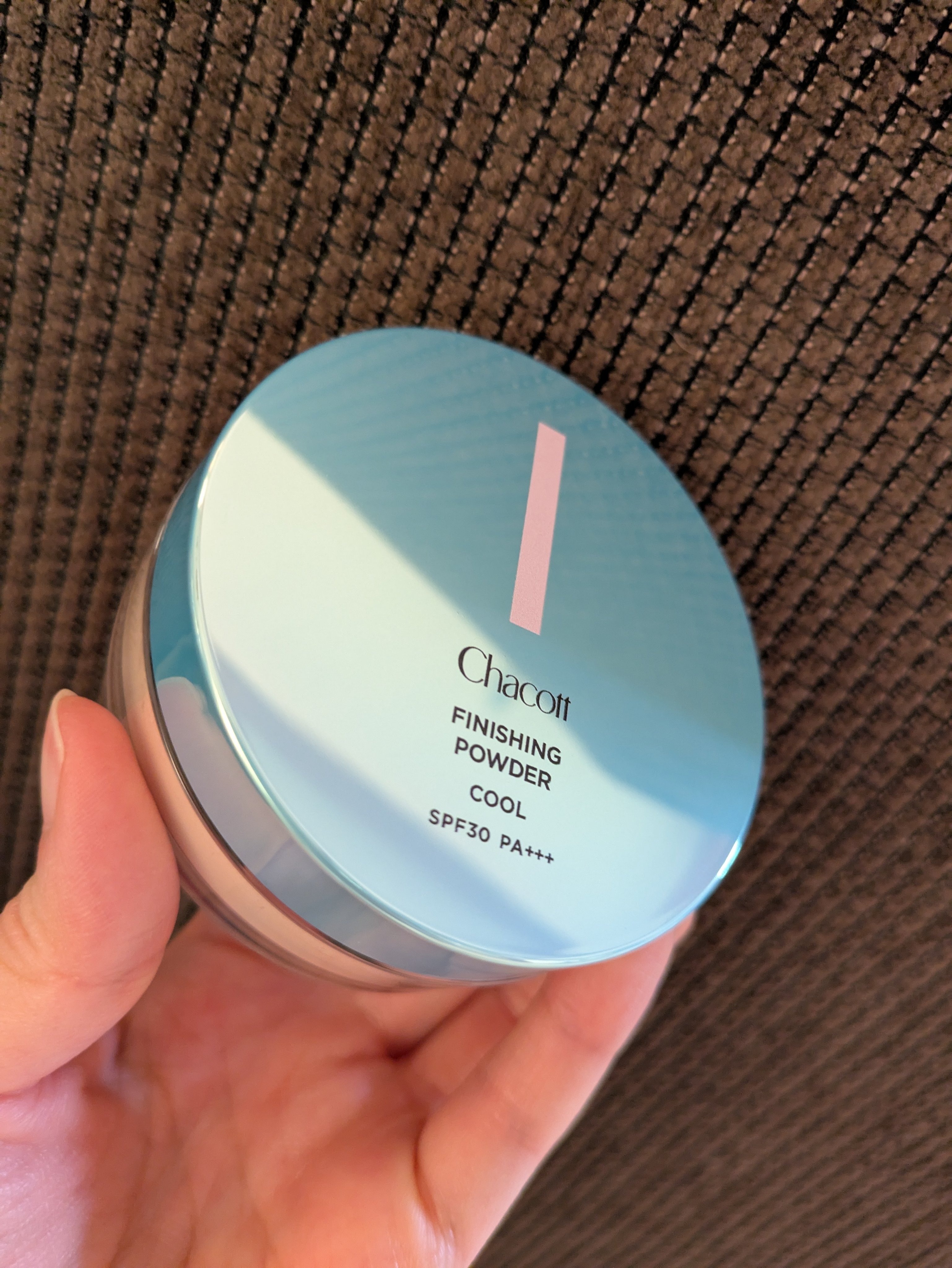 フィニッシングUVパウダー クール/チャコット・コスメティクス/ルースパウダーを使ったクチコミ（1枚目）
