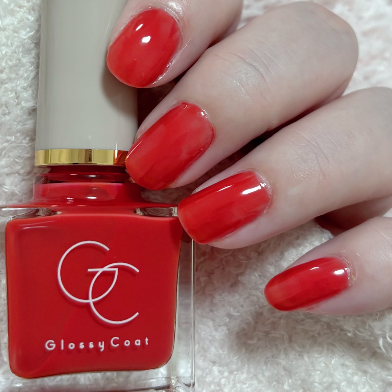 グロッシーコート ポピーレッド/スキューズミー/オールインワンネイルを使ったクチコミ（3枚目）