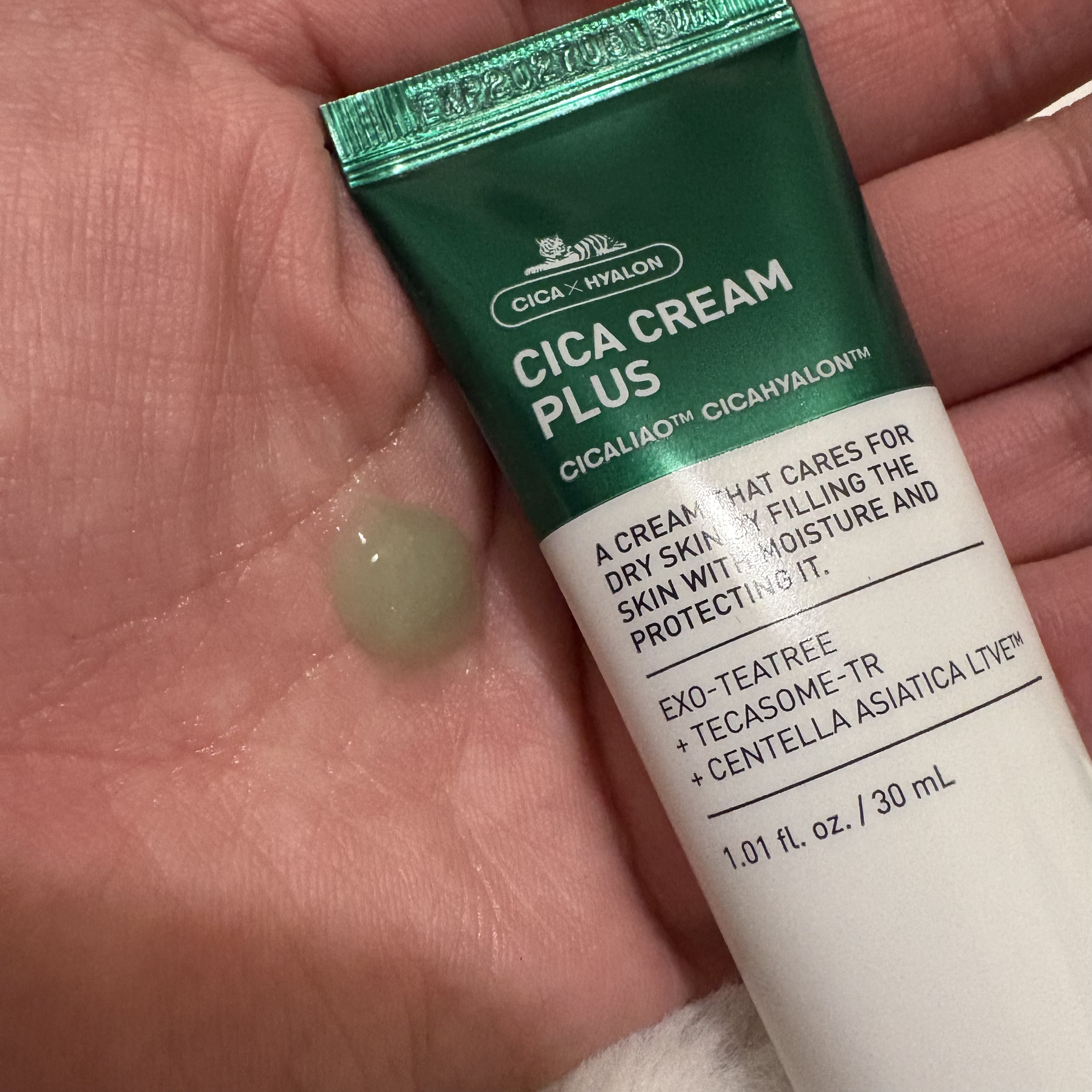 CICAクリームプラス ミニサイズ（30ml）/VT/フェイスクリームを使ったクチコミ（2枚目）