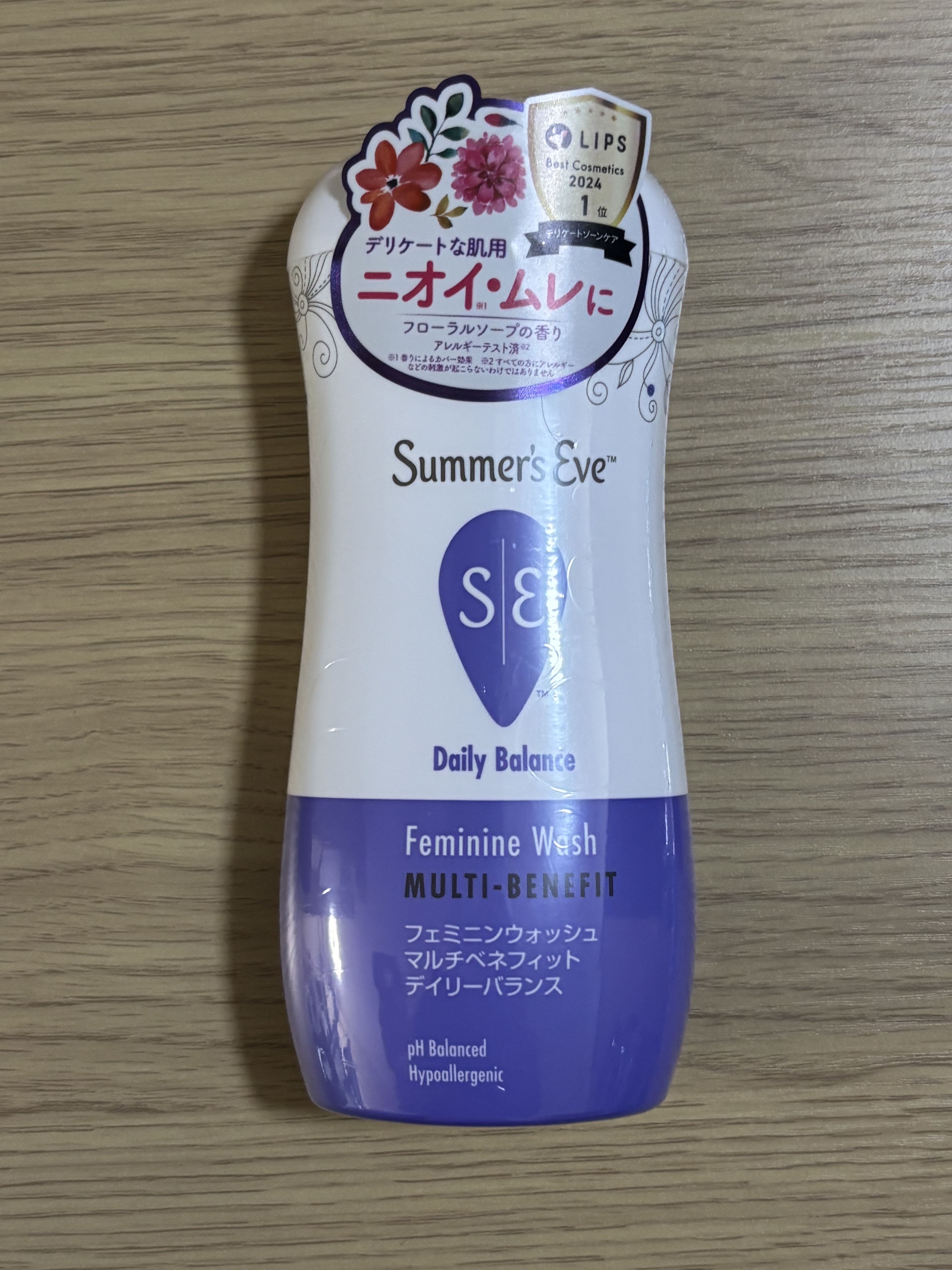  リピート購入です。
デリケートゾーンを普通のボディーソープで洗うと、しみたり痛くなるので、こちらを使っています。

とろっとしたジェルタイプで、肌を擦らずに洗えるので、お気に入りです。
また、泡立てるタイプじゃないため、手間もかからず、さ