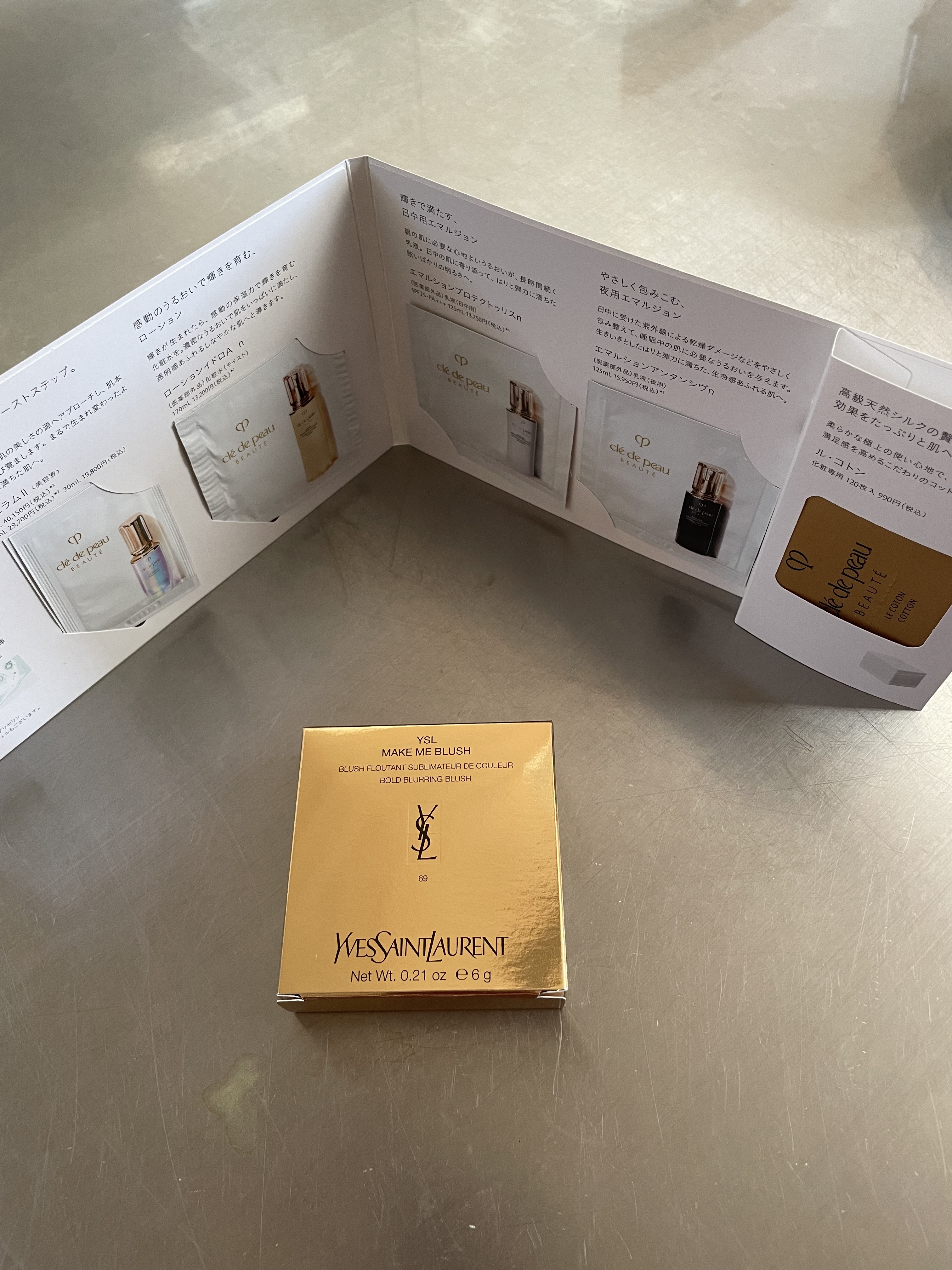 YSL メイクミーブラッシュ パウダー/YVES SAINT LAURENT BEAUTE/パウダーチークを使ったクチコミ（1枚目）